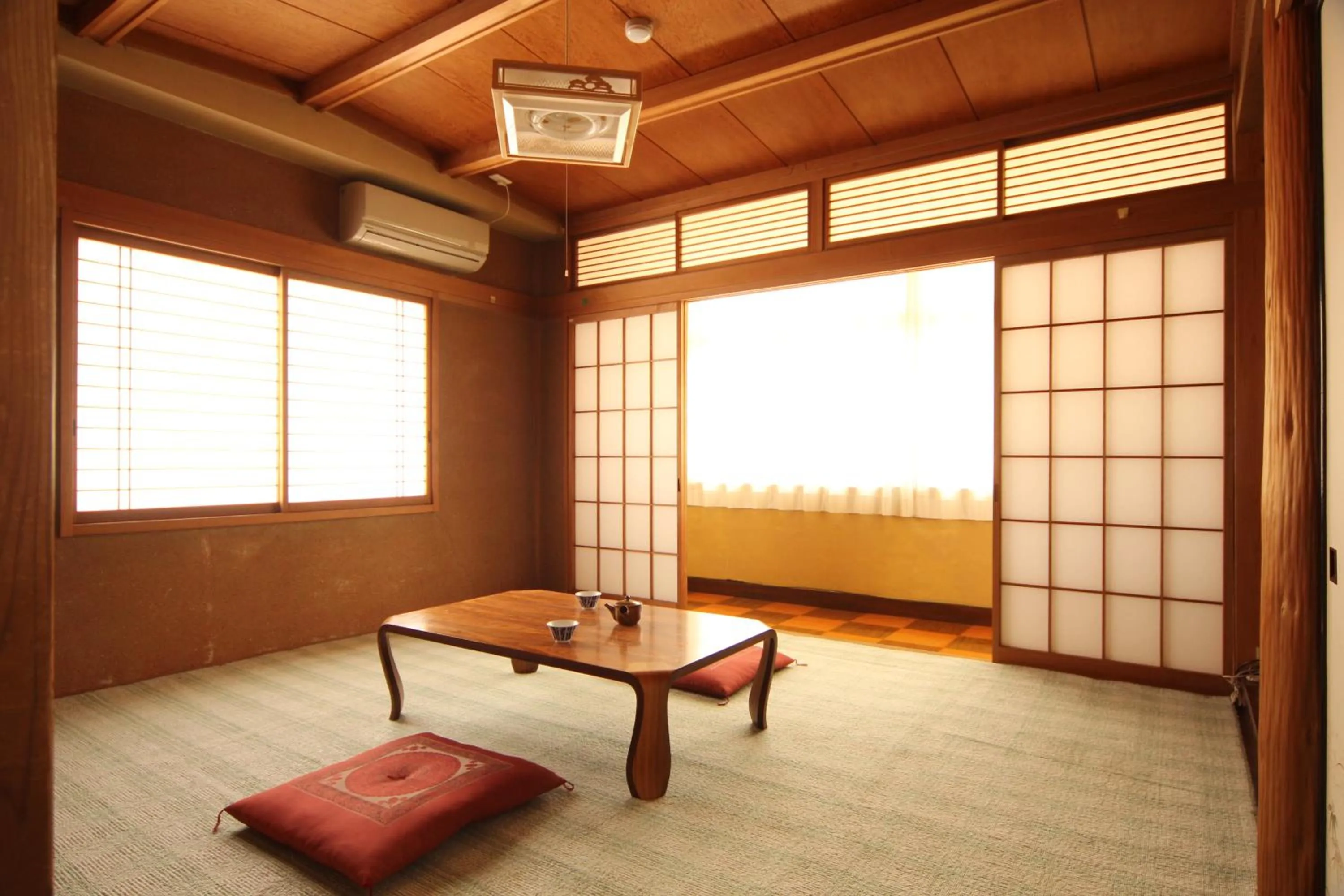 Photo of the whole room in Minshuku Miyama