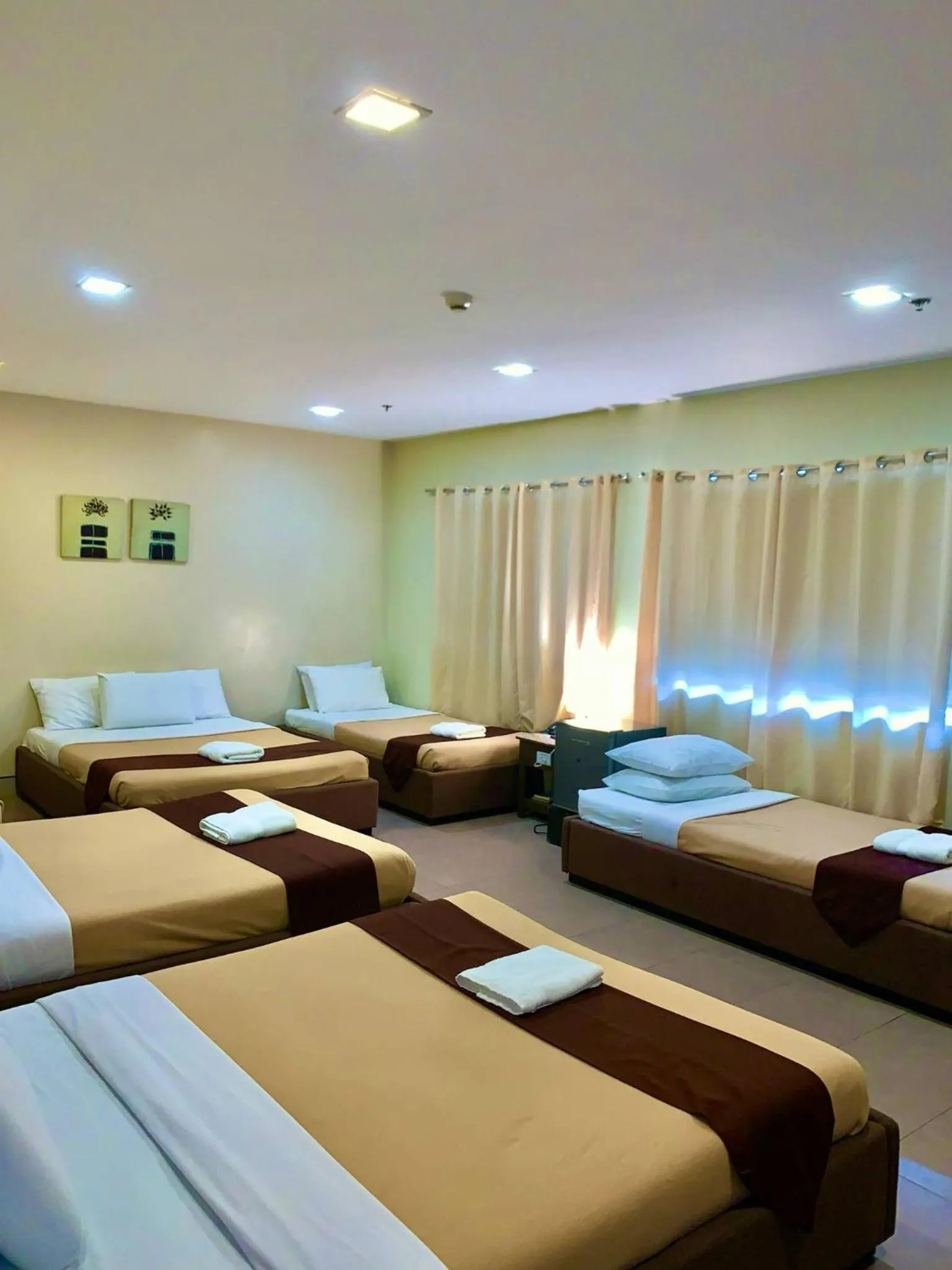 Bed in Grande Vista Hotel