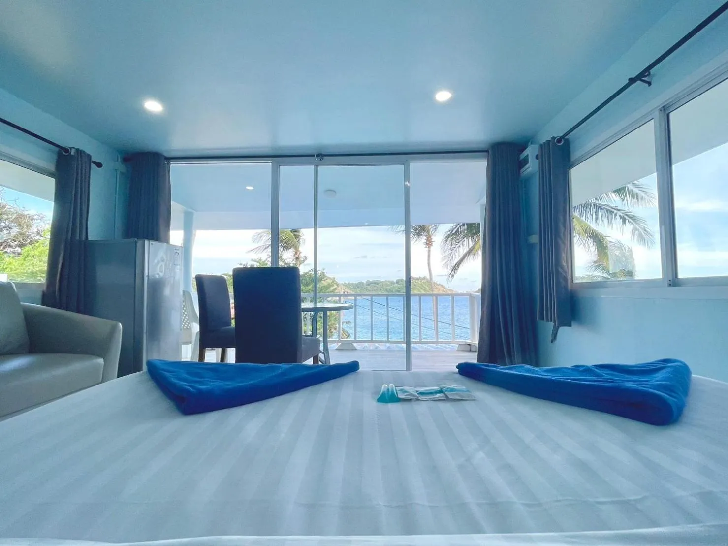 Bed in Naiharn On The Rock Resort Phuket