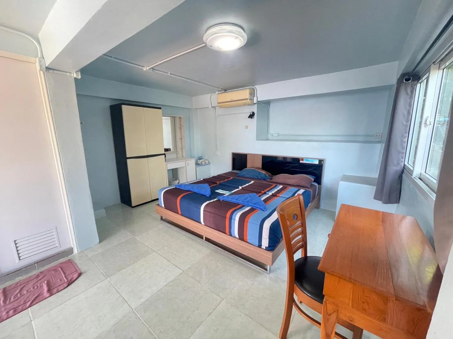 Bed in Naiharn On The Rock Resort Phuket