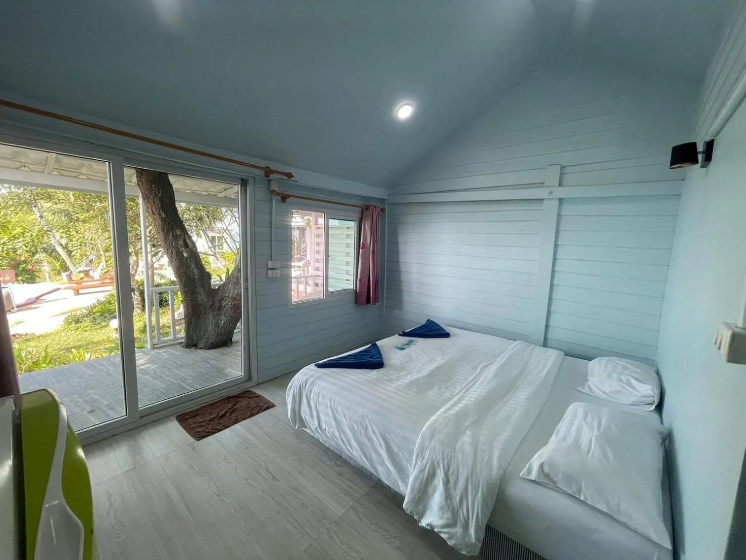 Bed in Naiharn On The Rock Resort Phuket