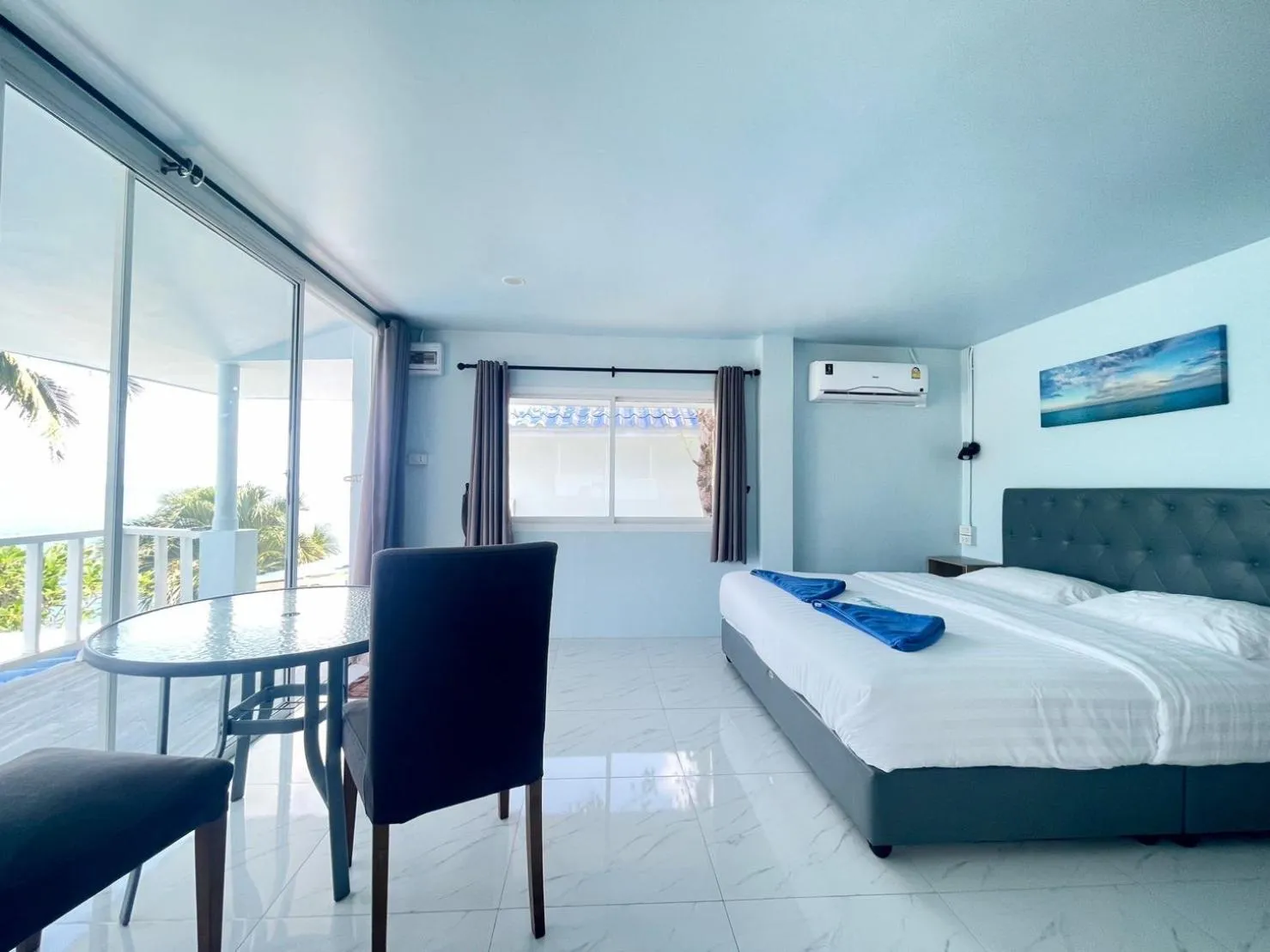 Bed in Naiharn On The Rock Resort Phuket