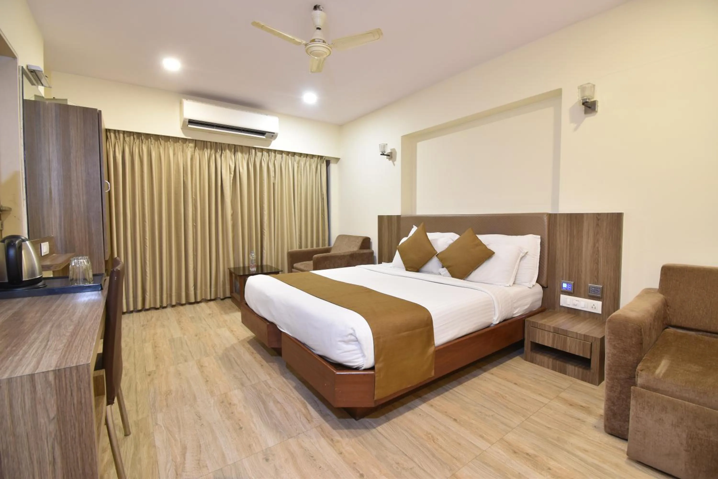 Bed in Hotel Atlantic