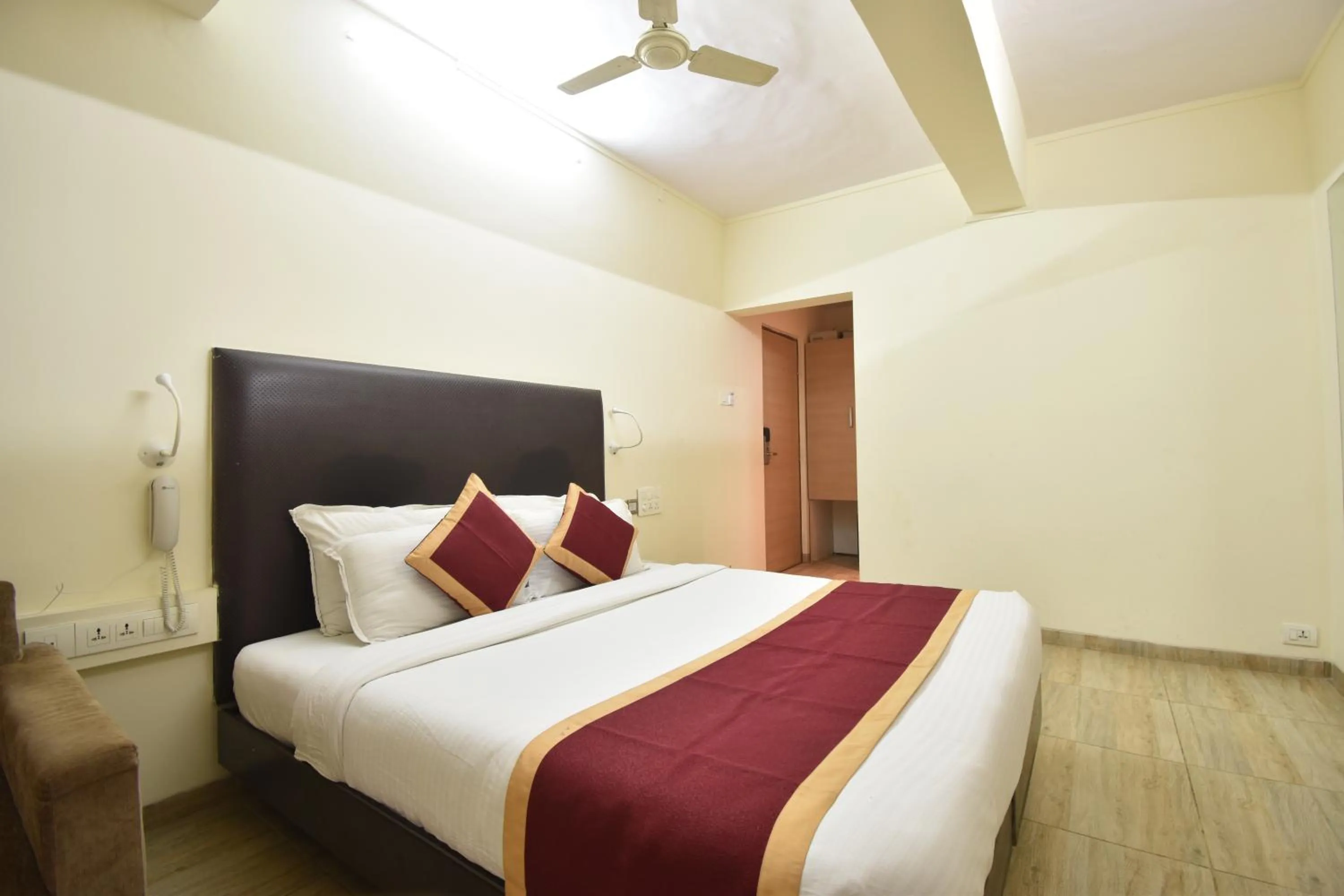 Bed in Hotel Atlantic