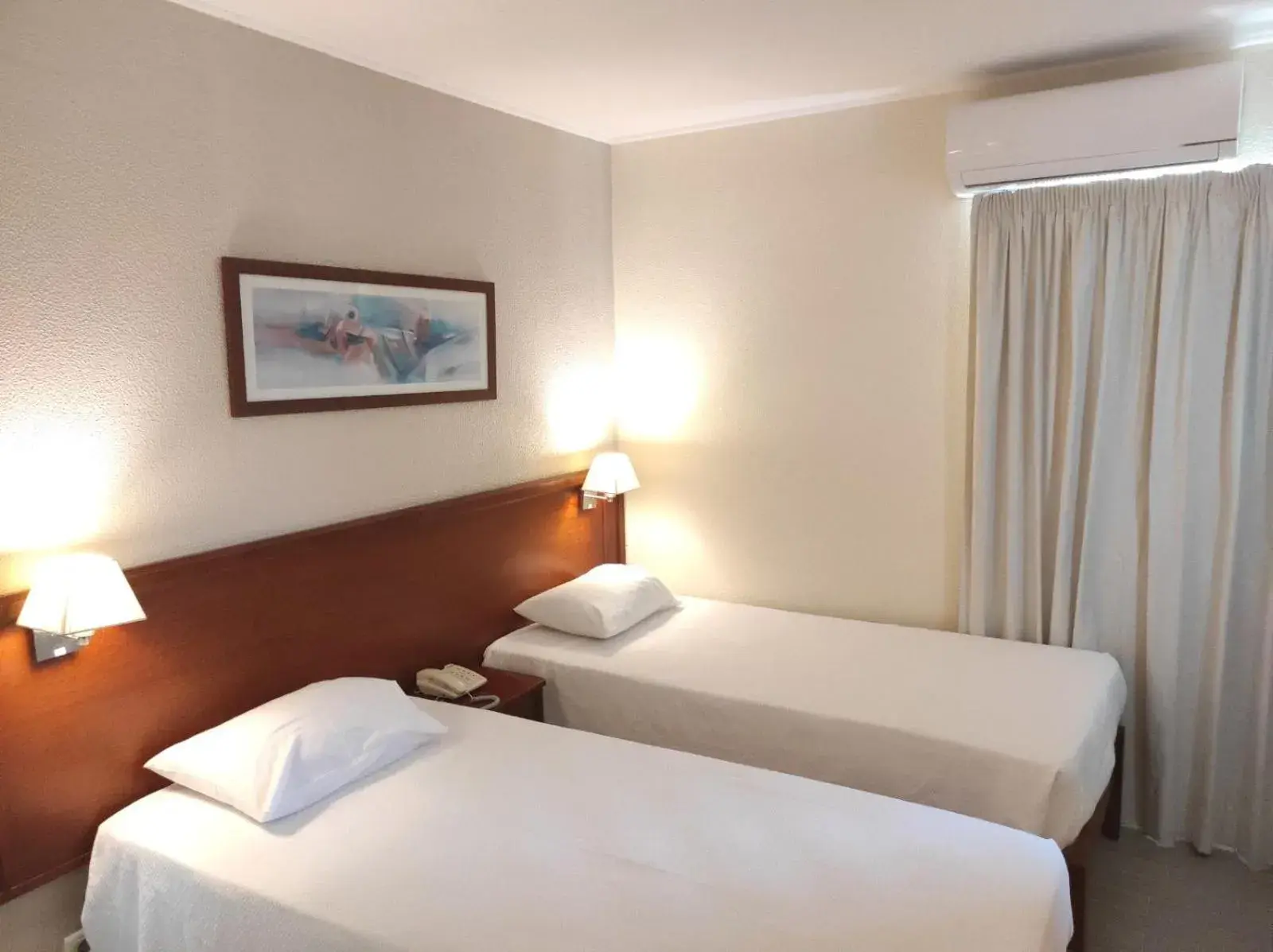 Bed in Hotel São Mamede Estoril Bed in Hotel São Mamede Estoril