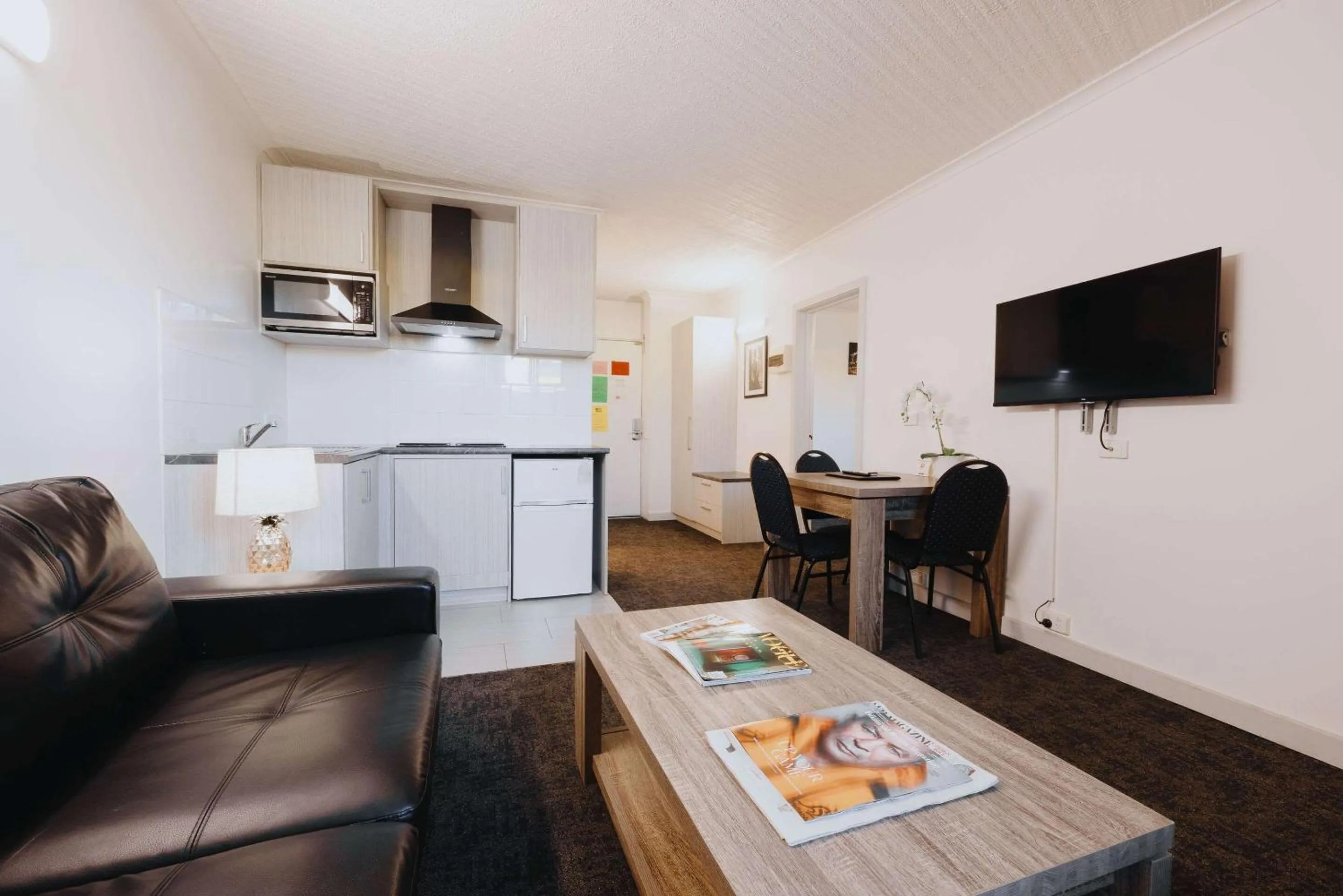 Bedroom in Comfort Inn Traralgon