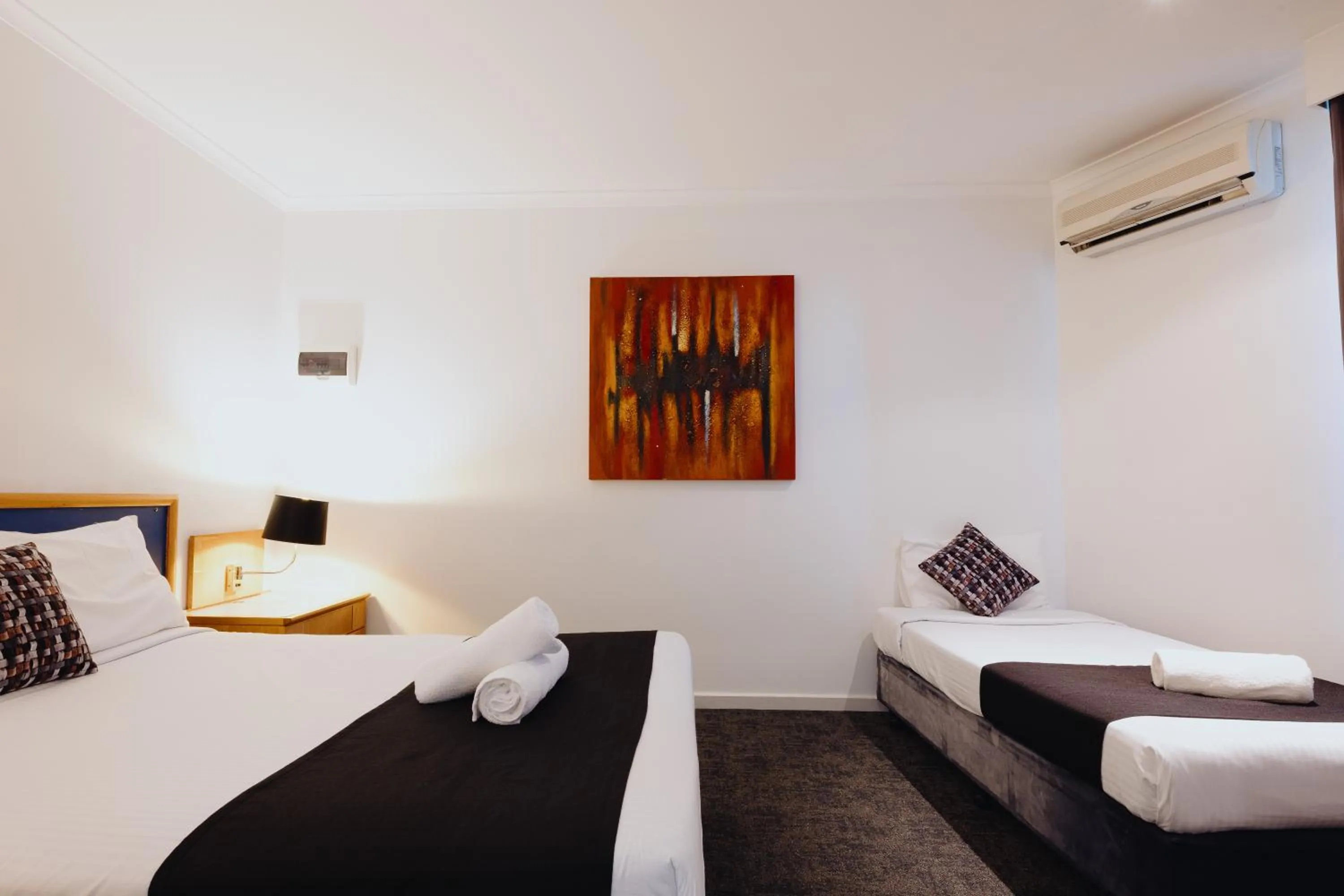 Bed in Comfort Inn Traralgon