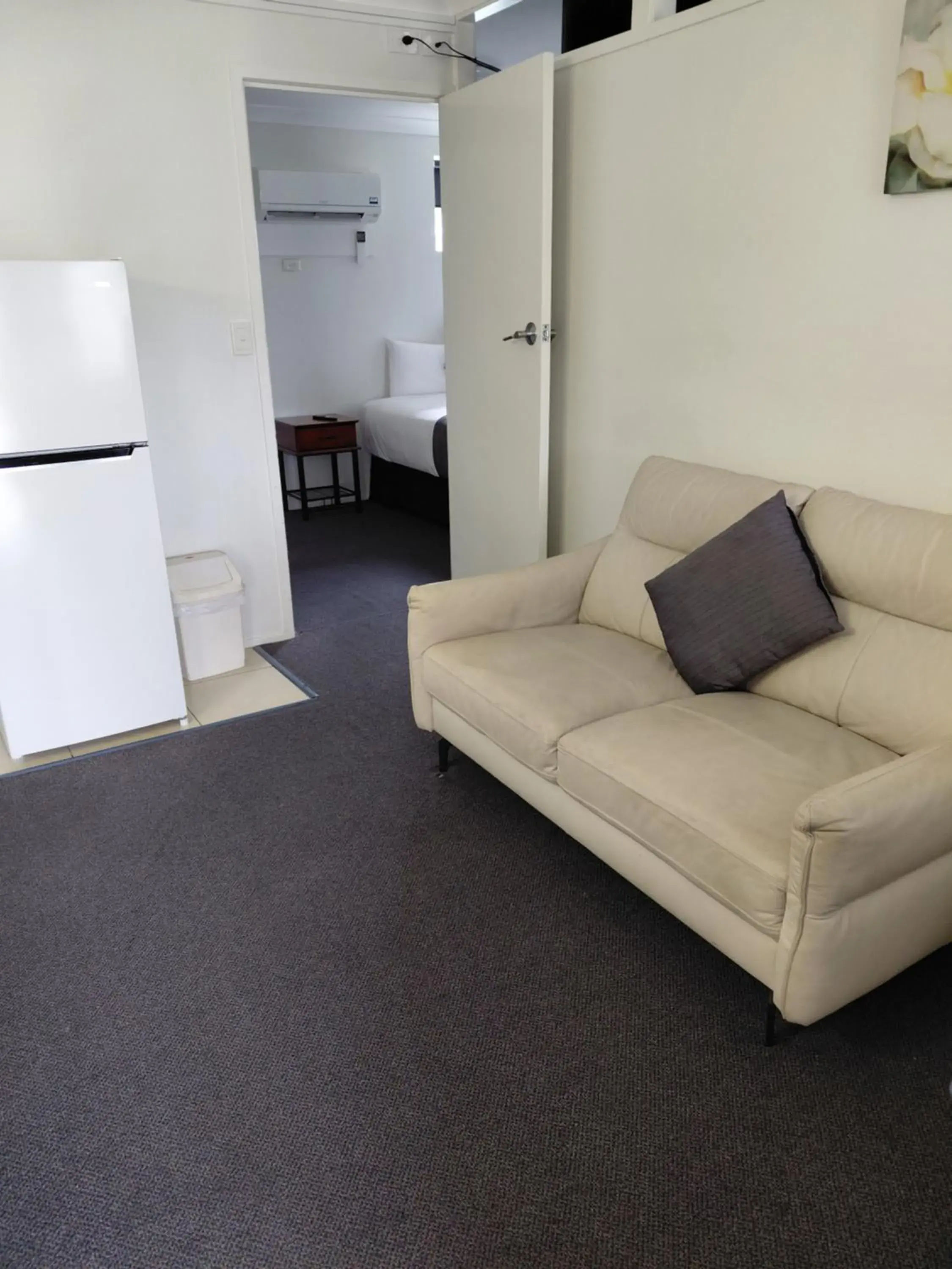 Family Room - Disability Access in Acacia Motor Inn Family Room - Disability Access in Acacia Motor Inn