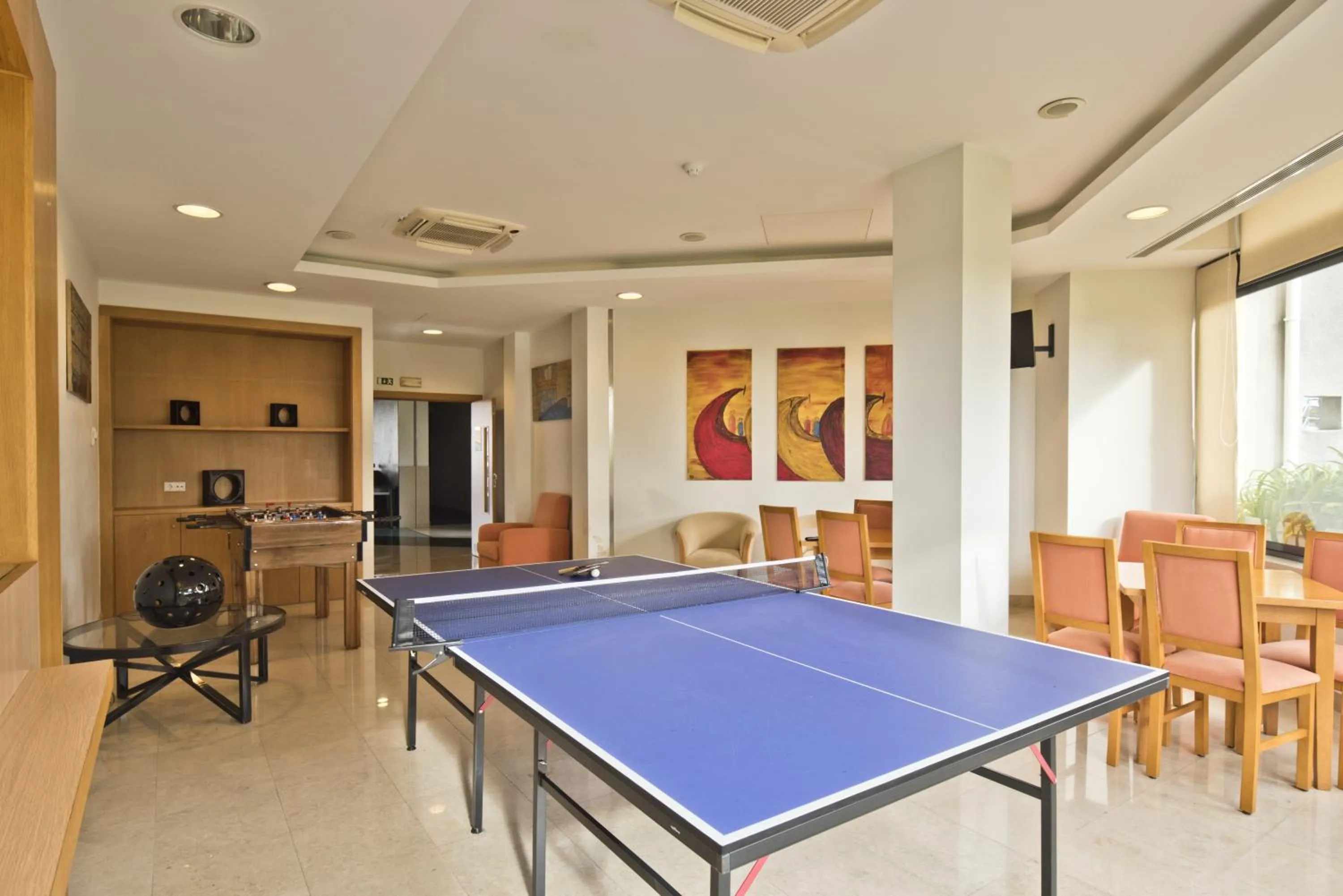 Game Room in Lam Hotel Estarreja