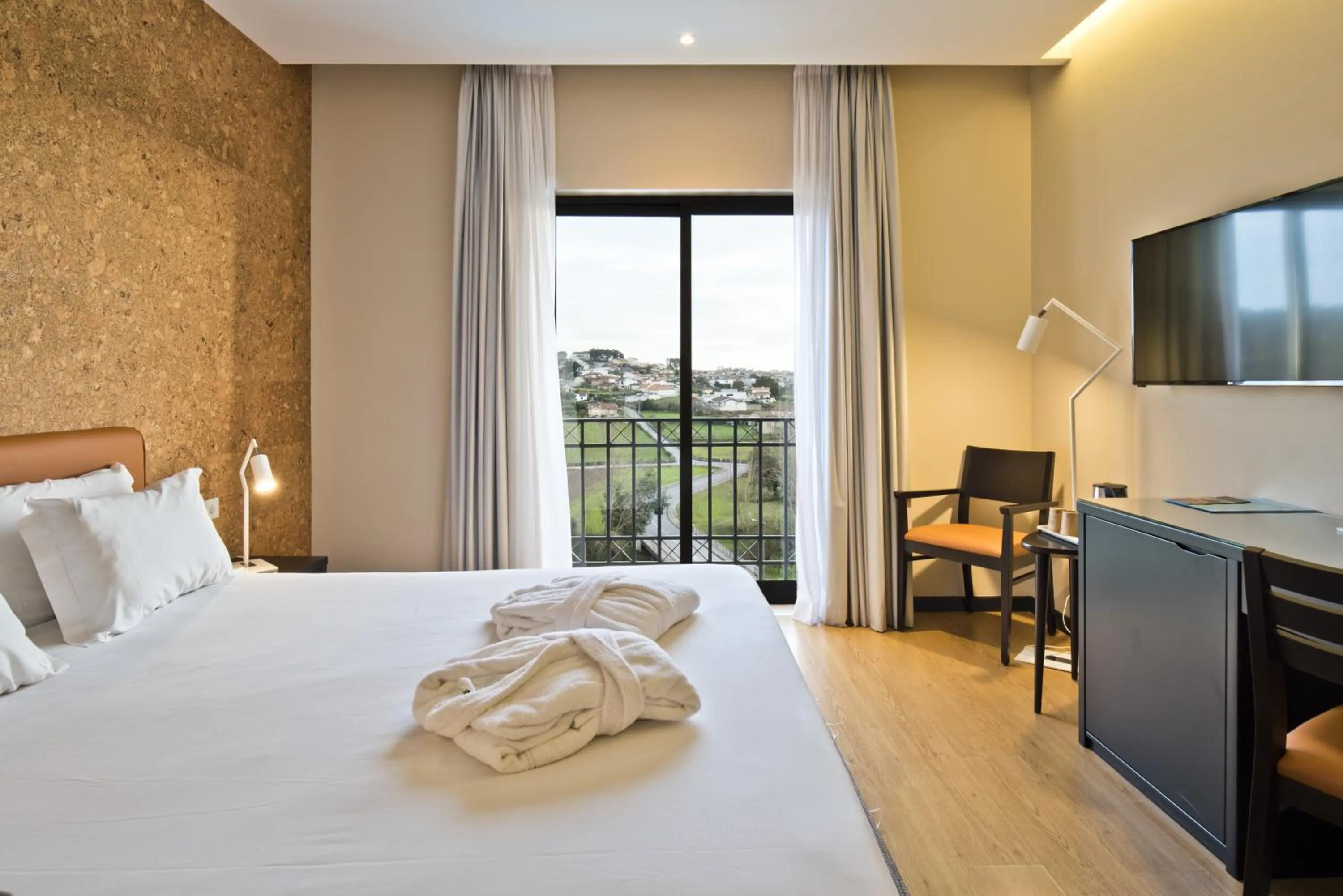 Bed in Lam Hotel Estarreja