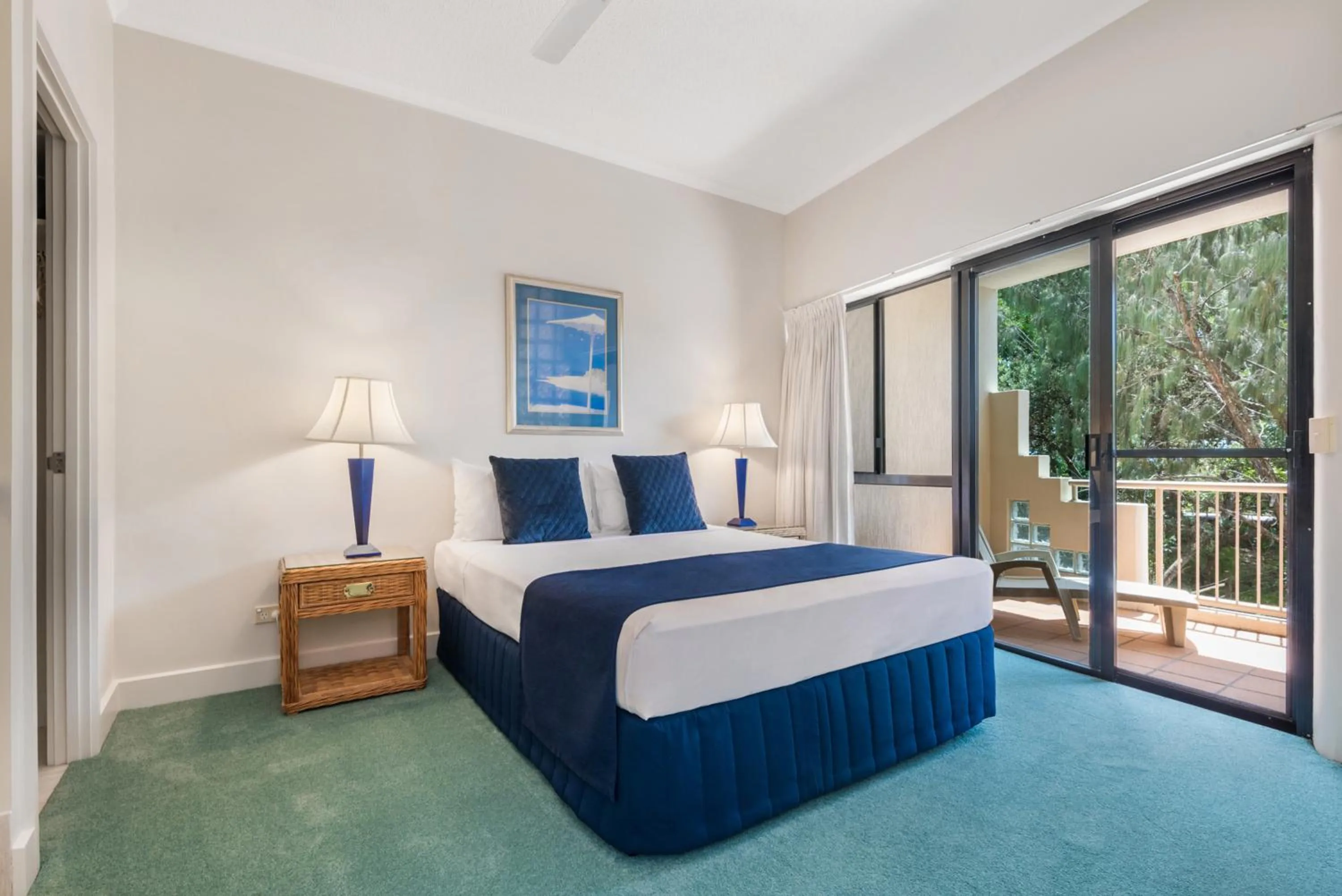 Bedroom, Bed in Mirra Chana Beachfront Apartments Mooloolaba
