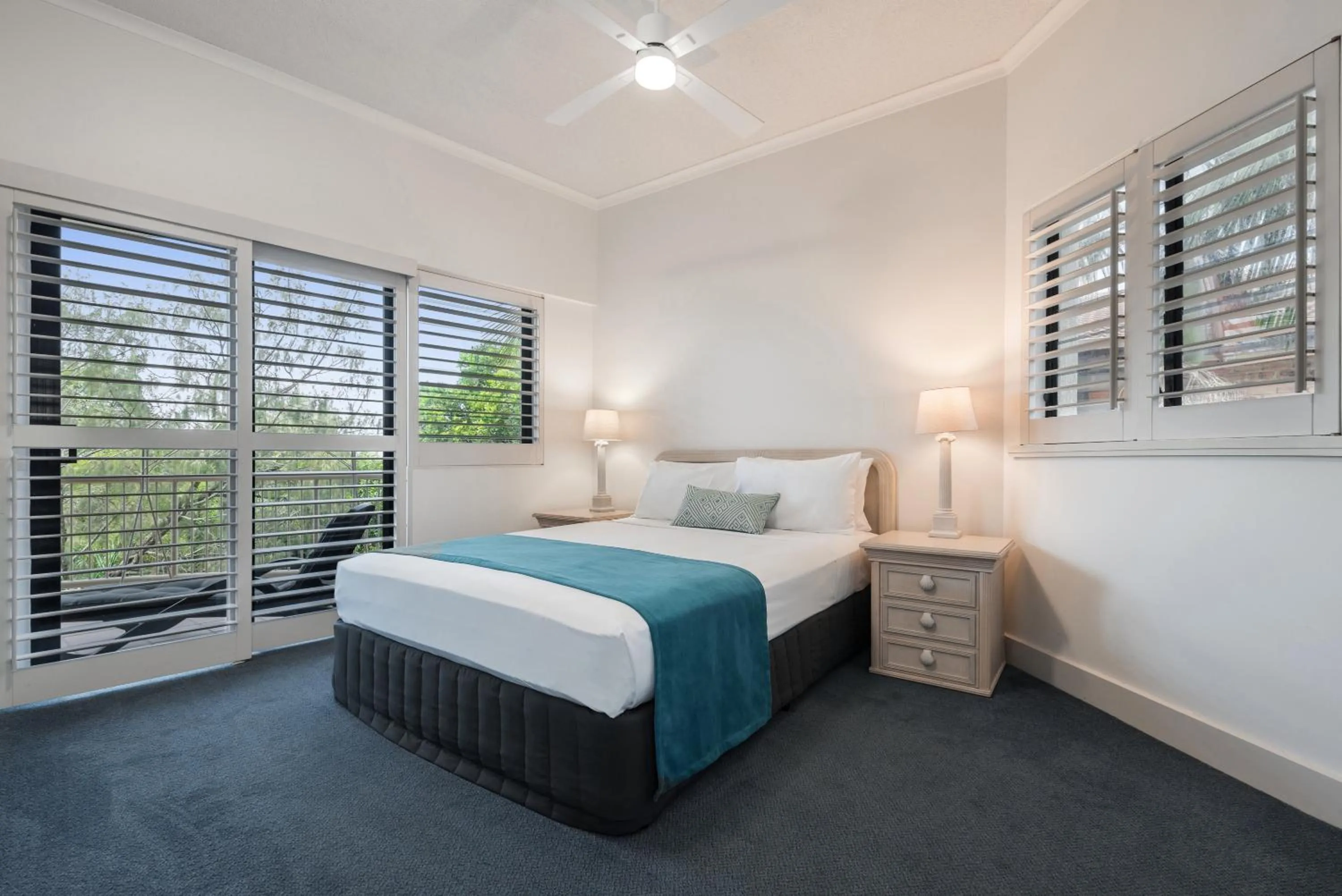 Bedroom, Bed in Mirra Chana Beachfront Apartments Mooloolaba