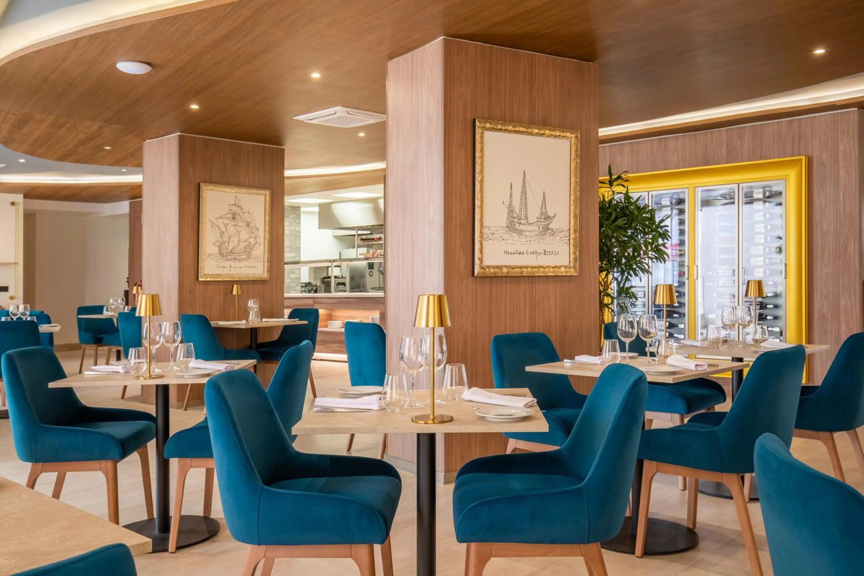 Restaurant/places to eat in AP Sines - Costa Alentejana