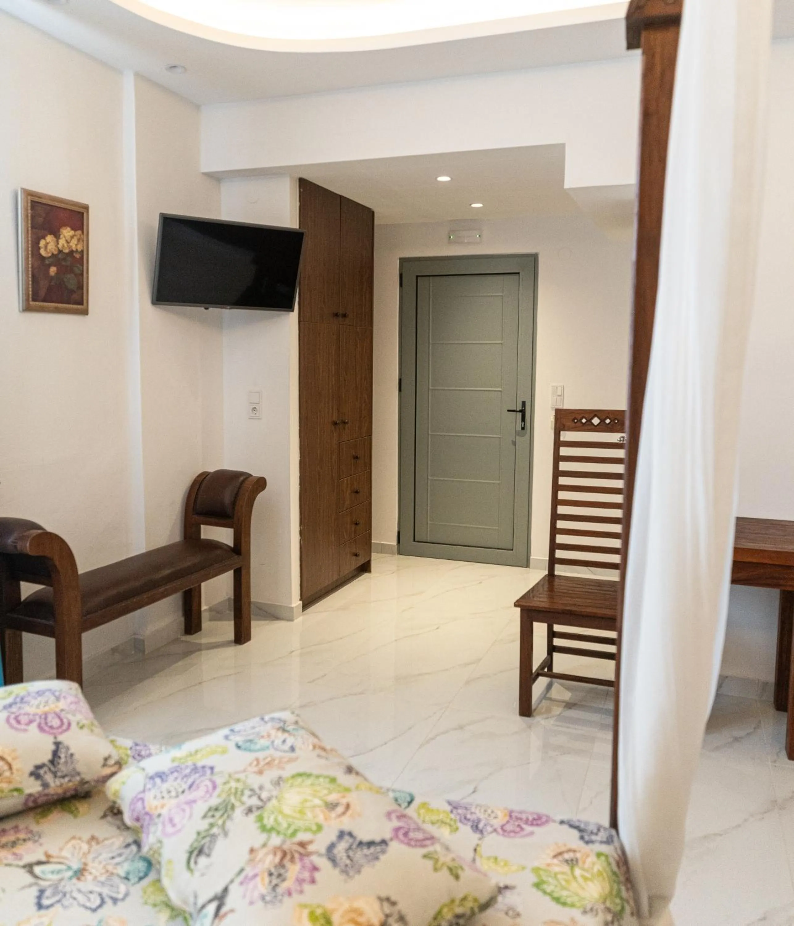 TV and multimedia in Kastro Apartments