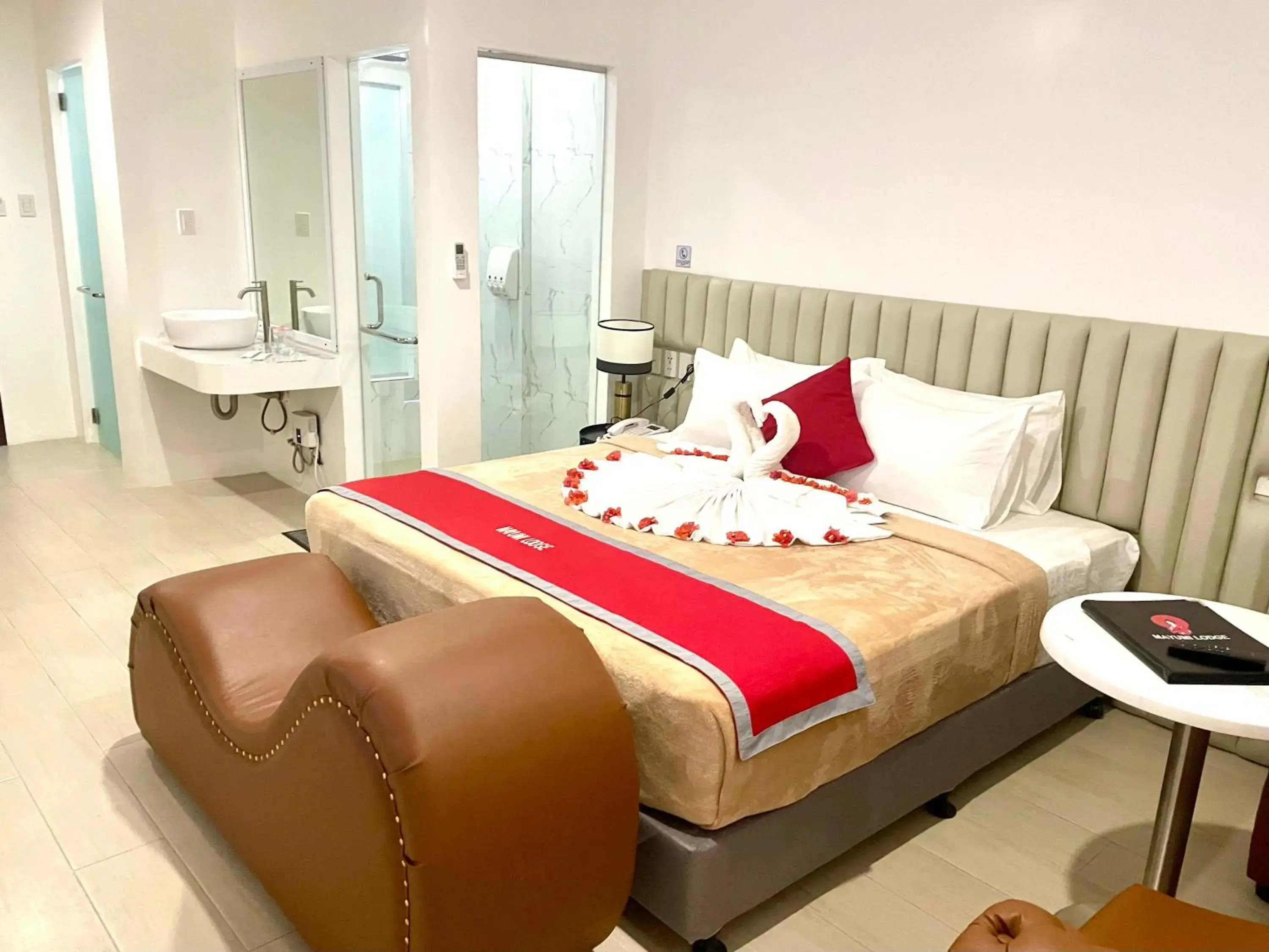 Photo of the whole room, Bed in Mayumi Lodge Photo of the whole room, Bed in Mayumi Lodge