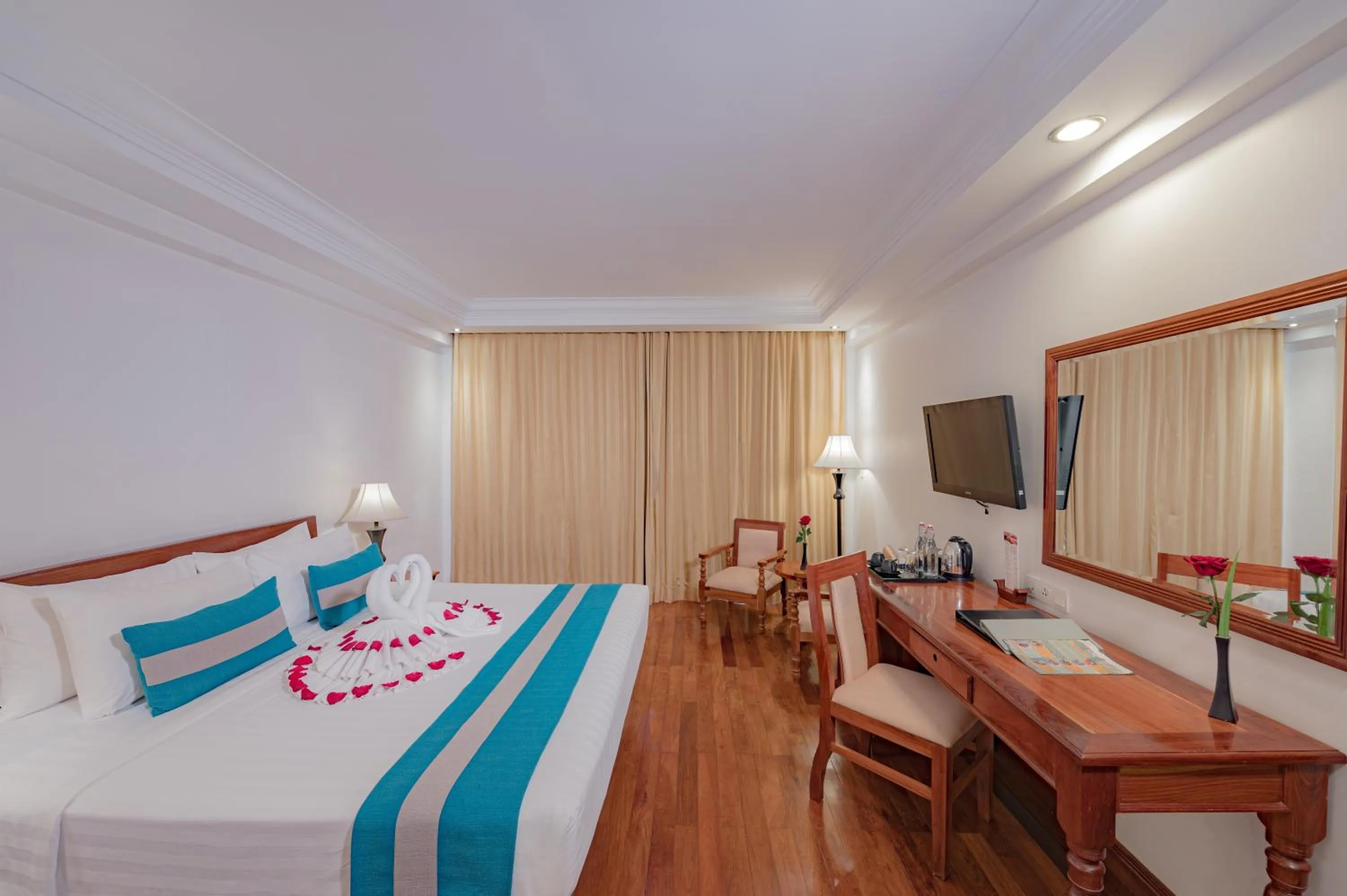 Bed in Somadevi Angkor Premium