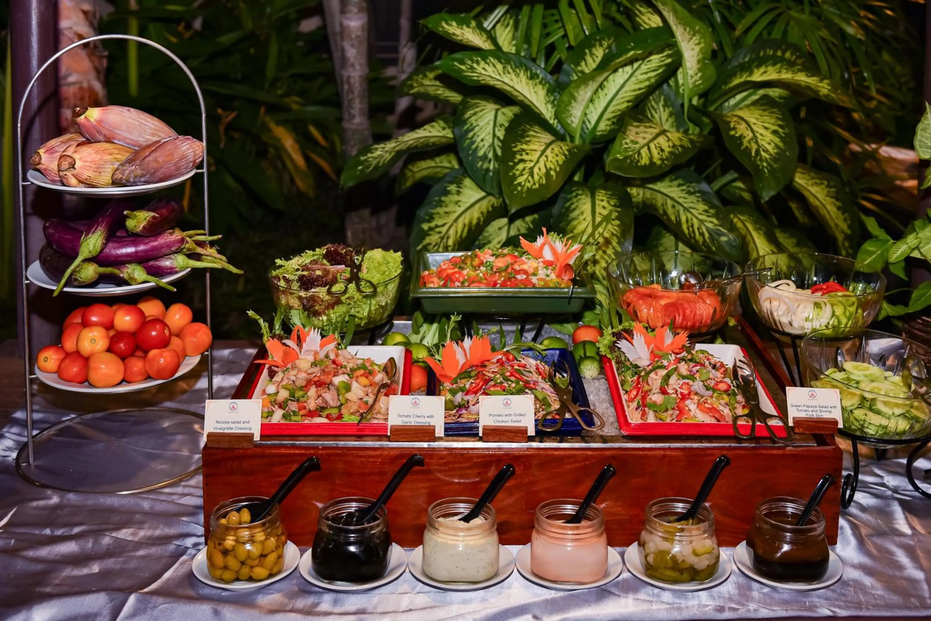 Food in Somadevi Angkor Premium