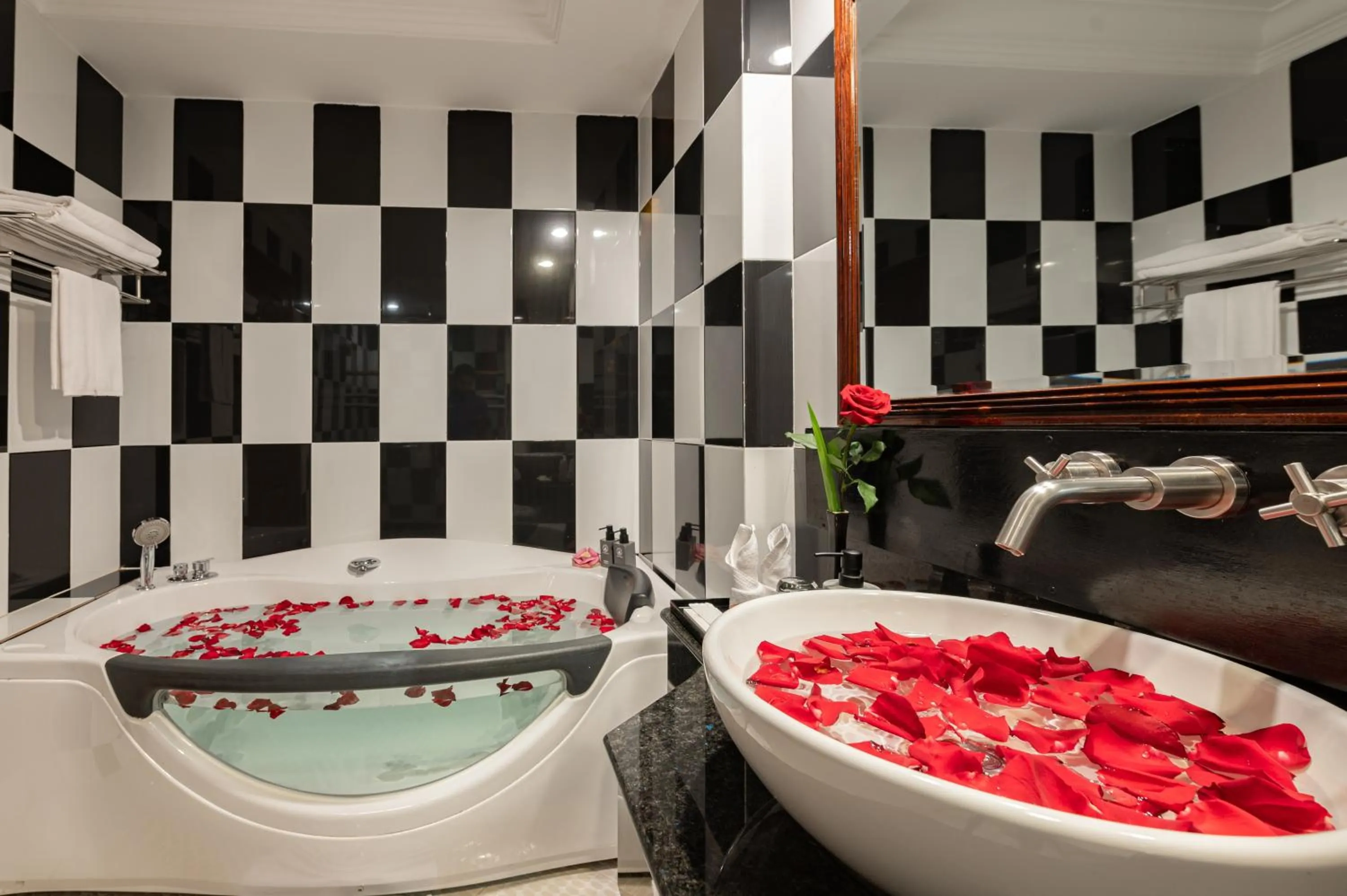 Bathroom in Somadevi Angkor Premium