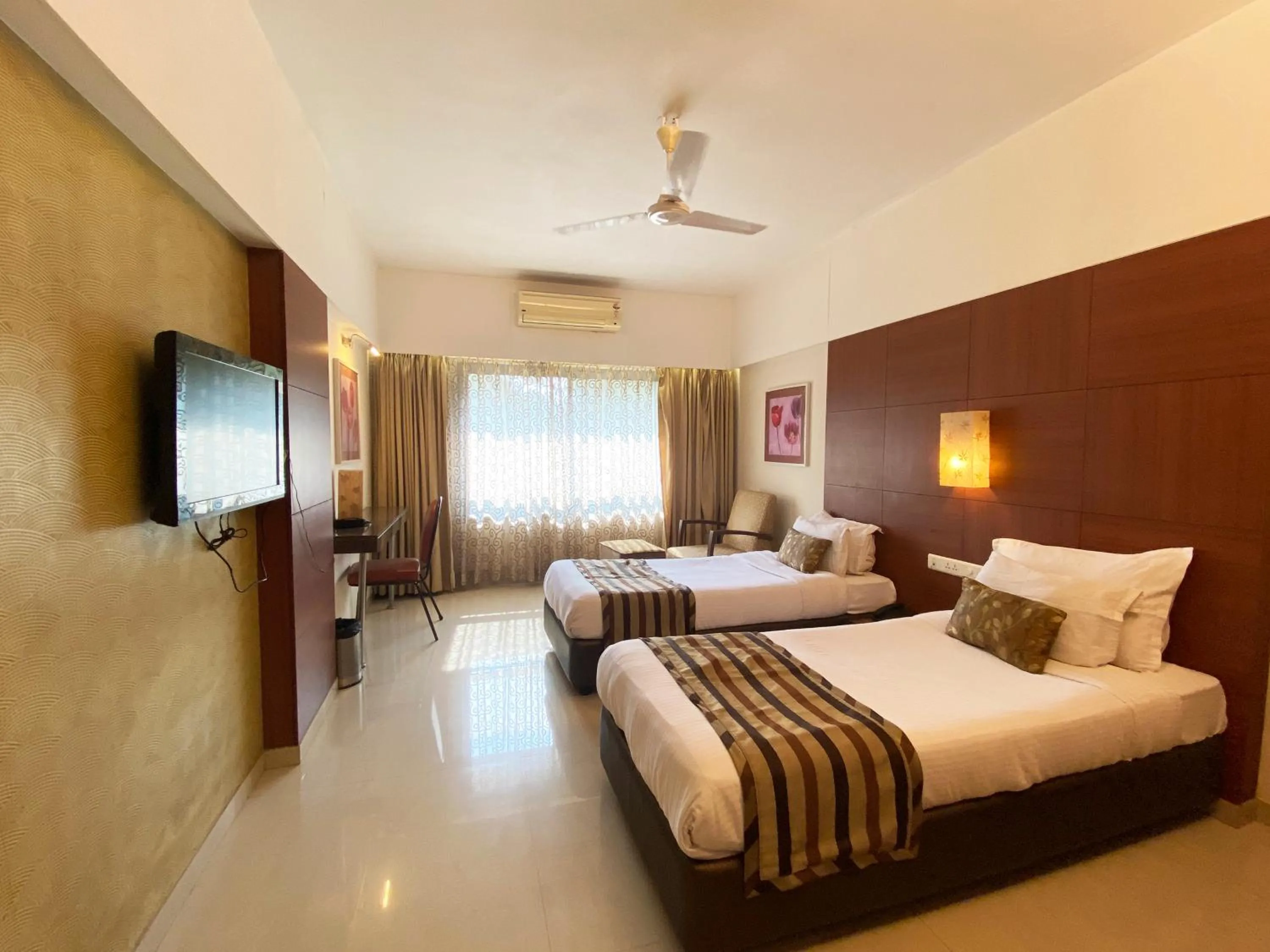 Bedroom in Hotel Park Plaza