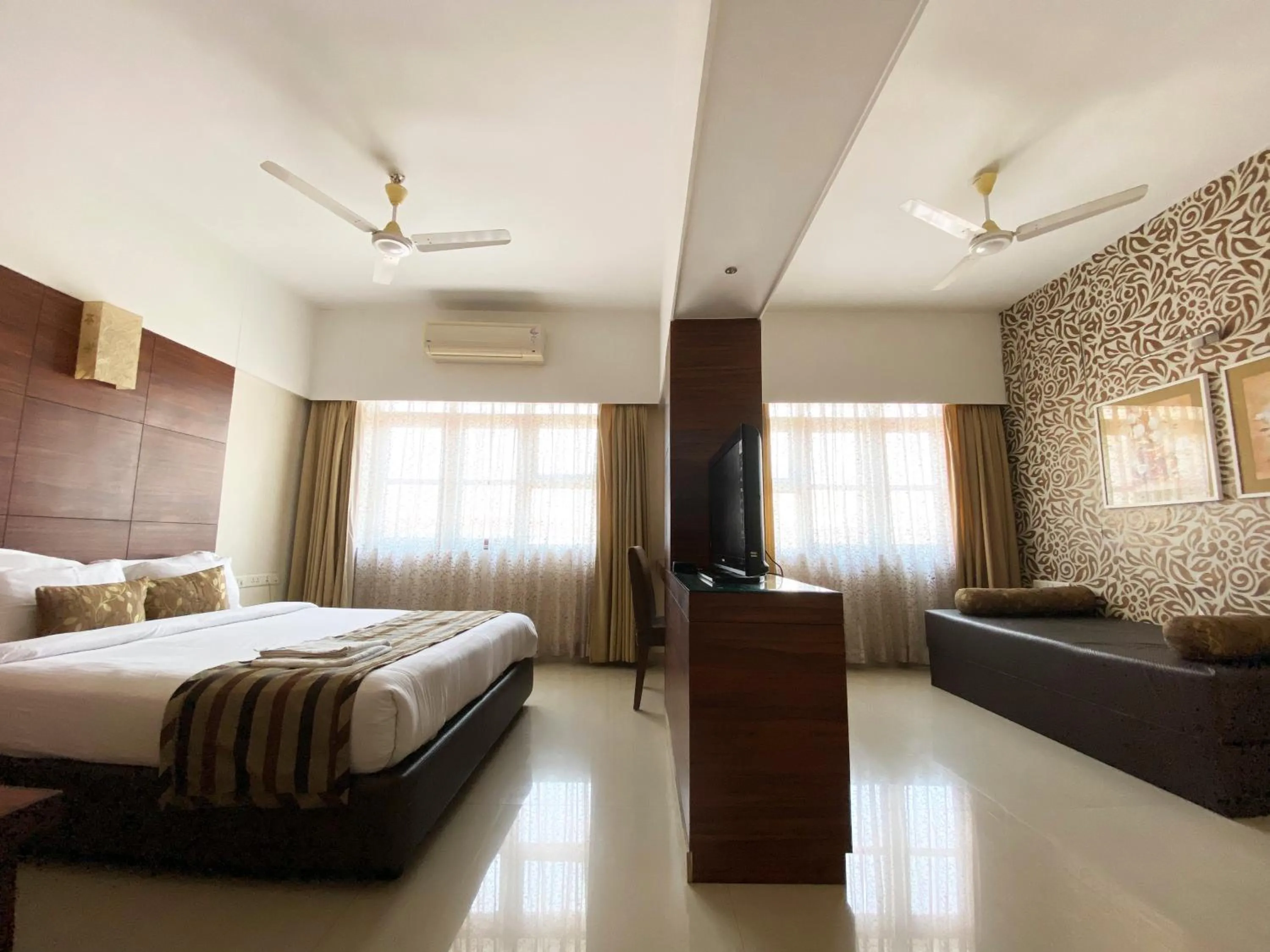 Bedroom in Hotel Park Plaza