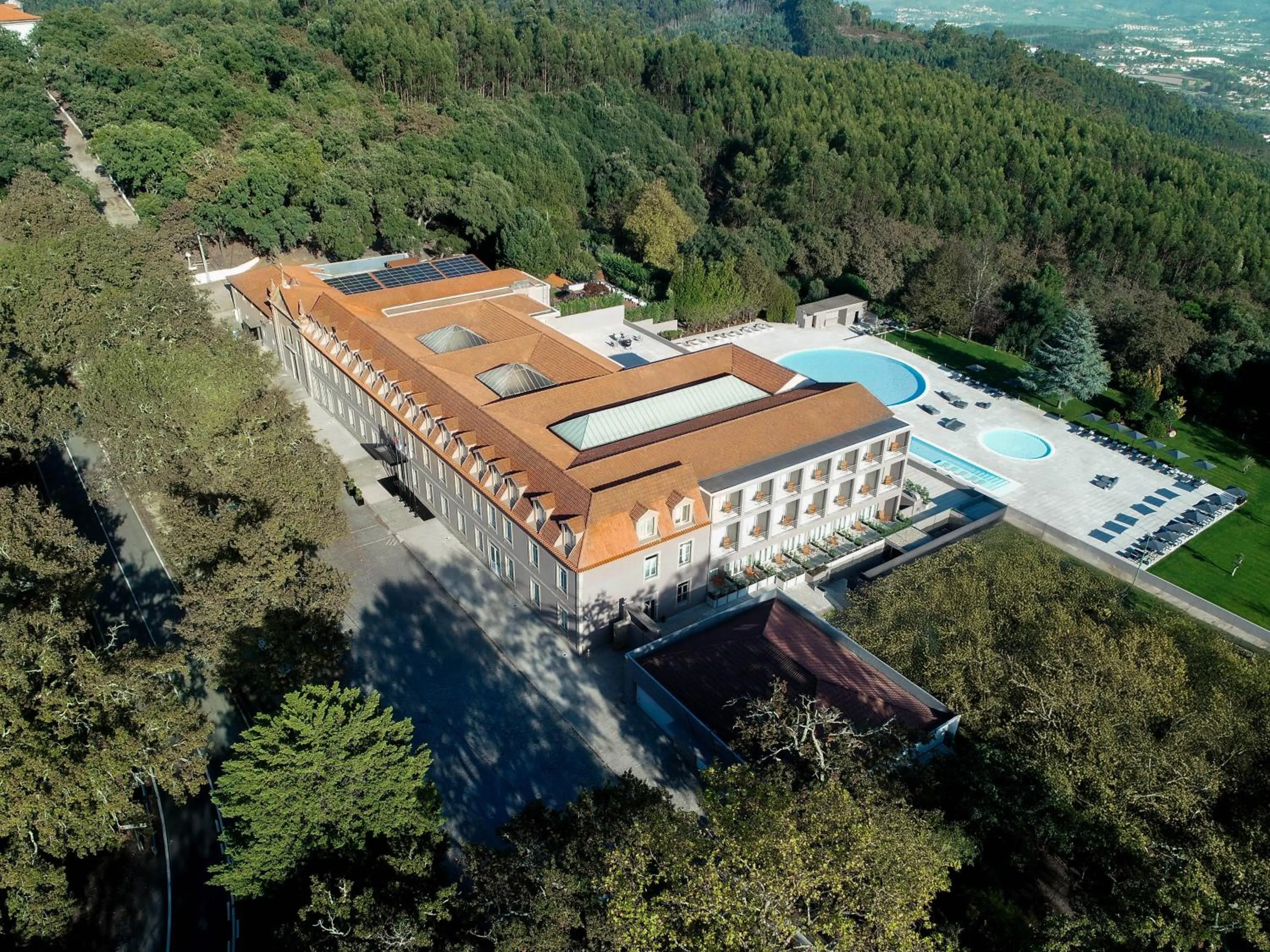 Property building in The Lince Braga