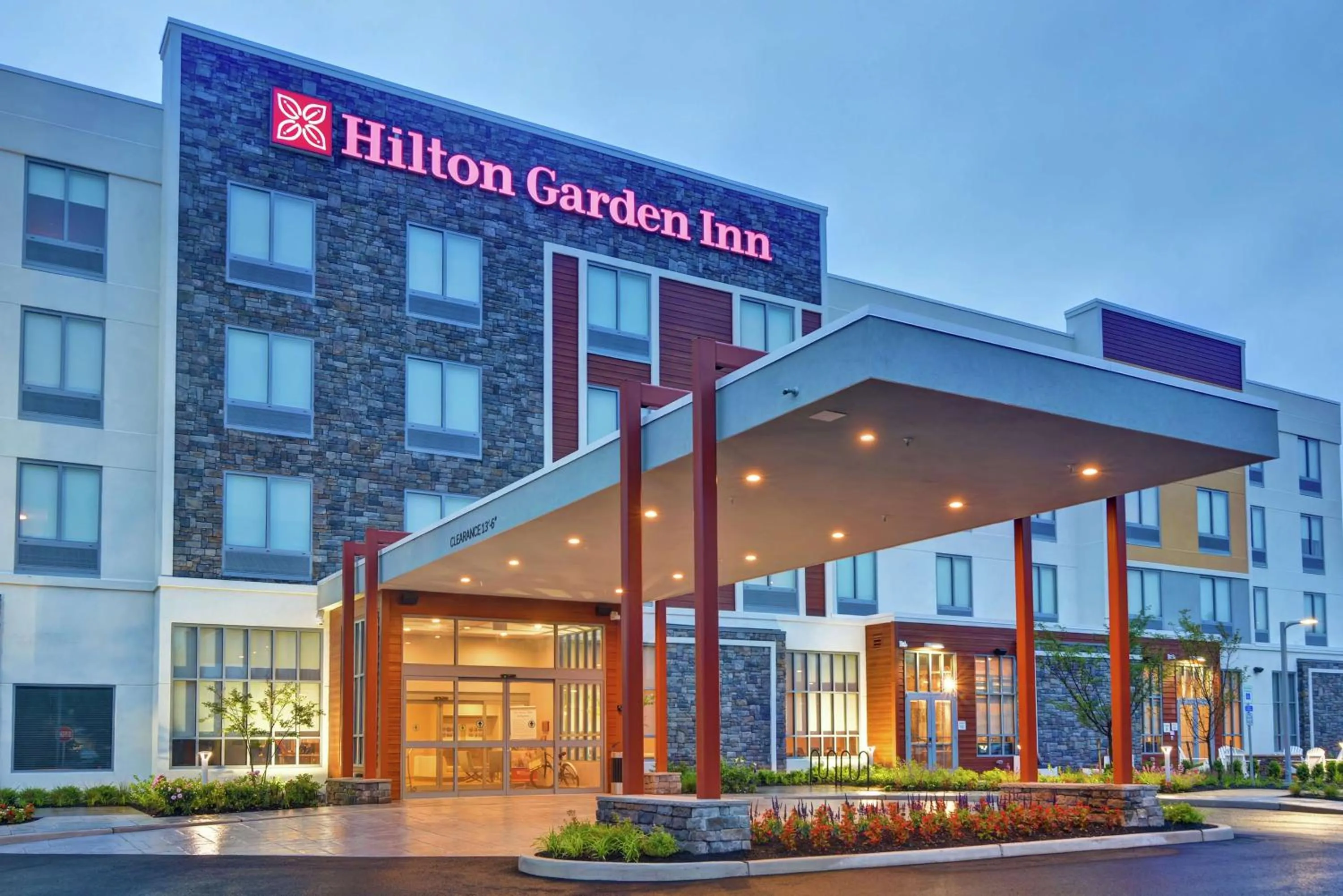 Property building in Hilton Garden Inn Princeton Lawrenceville