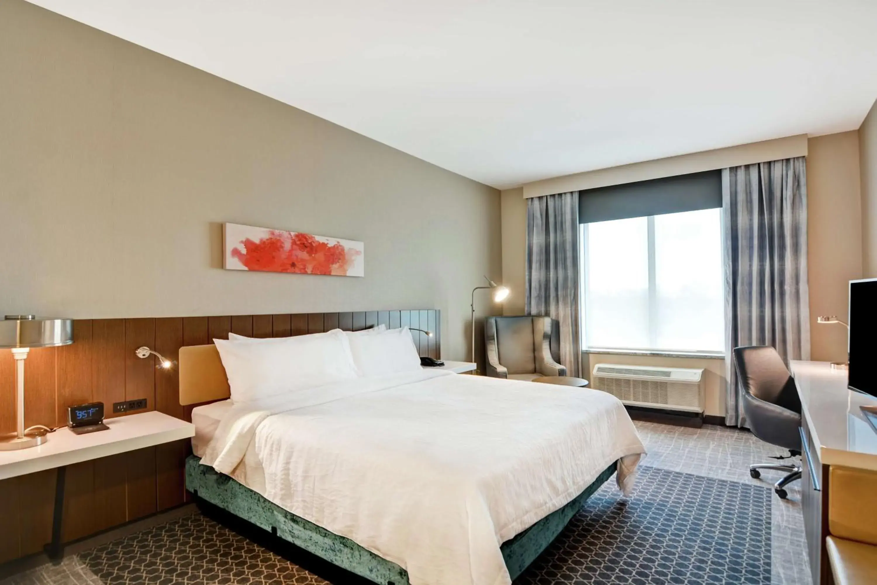 Bedroom, Bed in Hilton Garden Inn Princeton Lawrenceville Bedroom, Bed in Hilton Garden Inn Princeton Lawrenceville