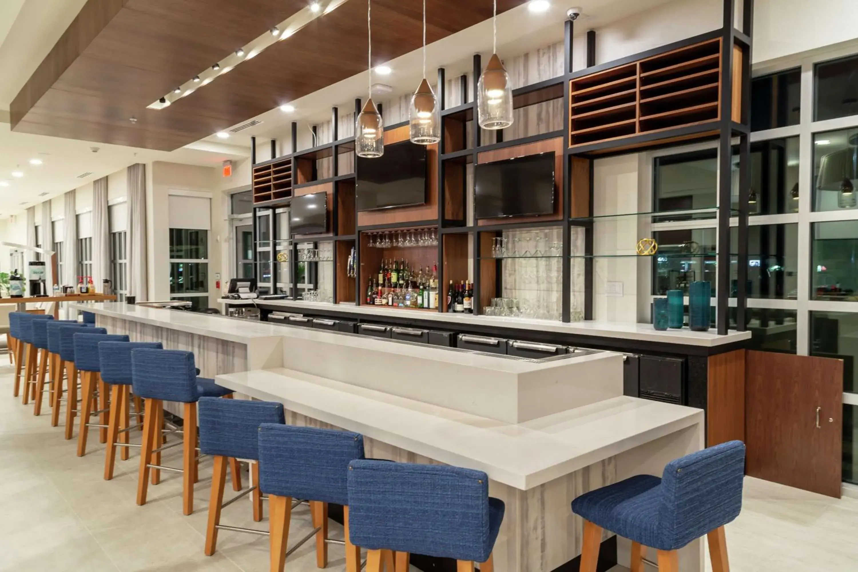 Lounge or bar in Hilton Garden Inn Tampa - Wesley Chapel Lounge or bar in Hilton Garden Inn Tampa - Wesley Chapel