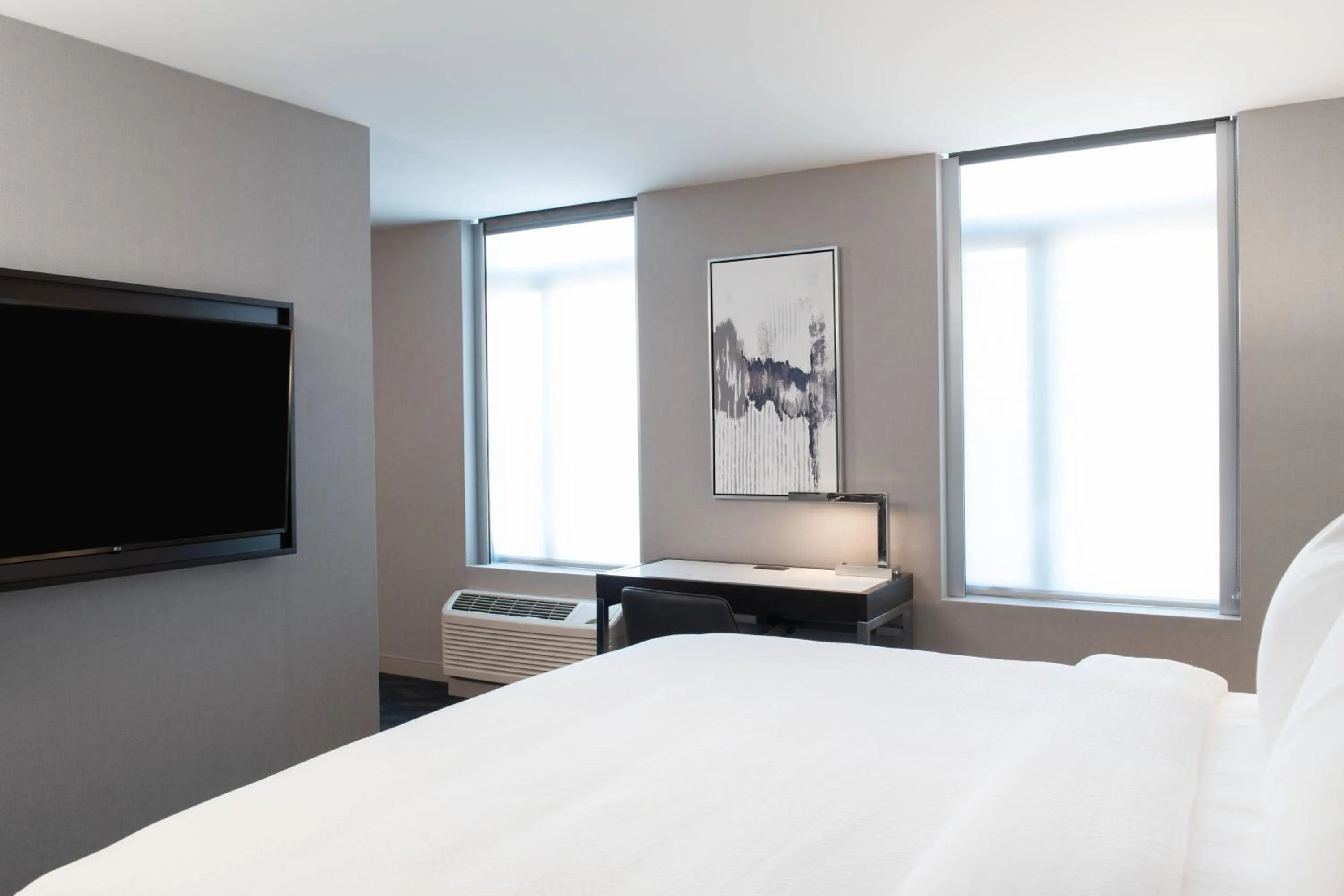 Photo of the whole room, Bed in Residence Inn Boston Downtown/South End