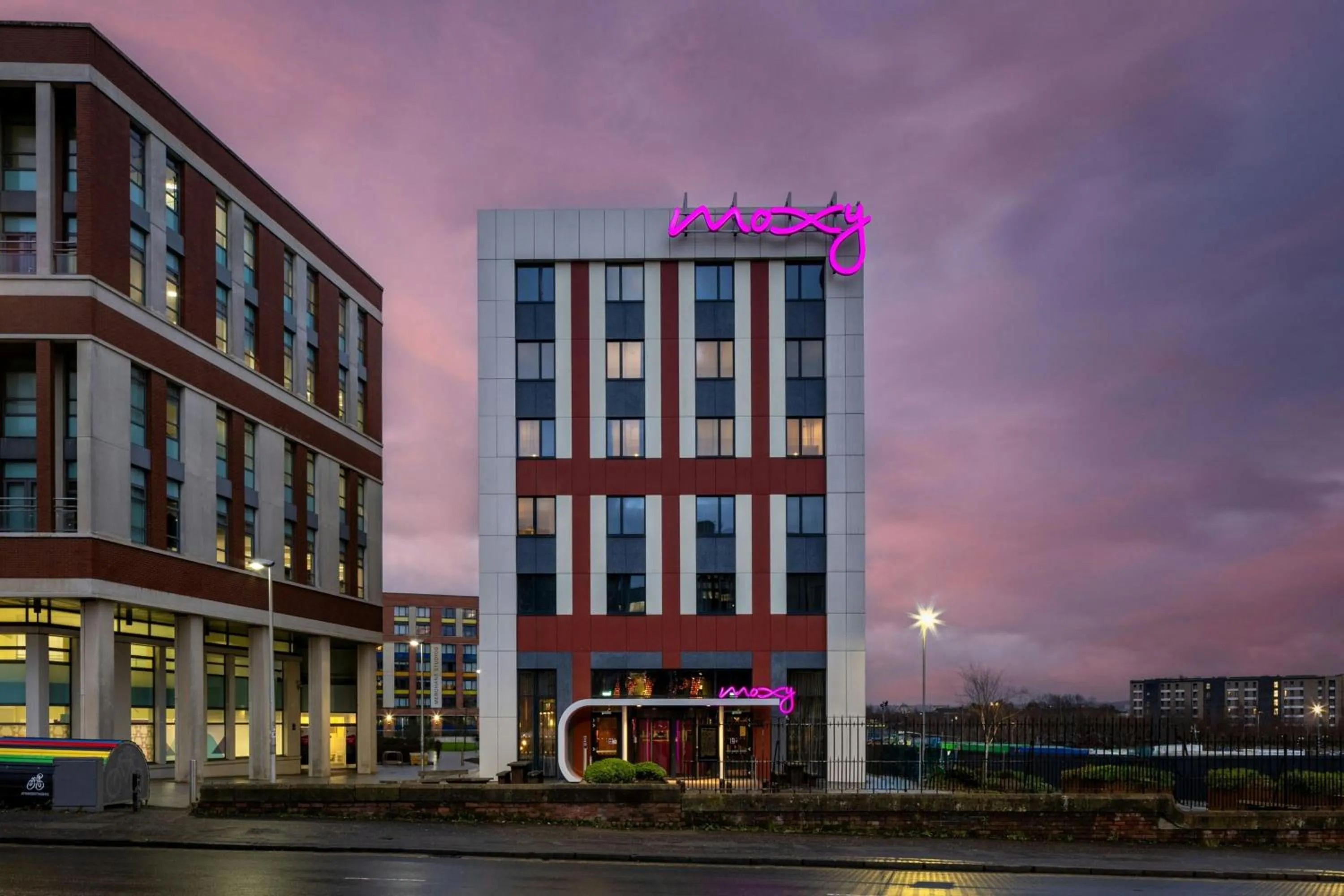 Property building in Moxy Glasgow Merchant City