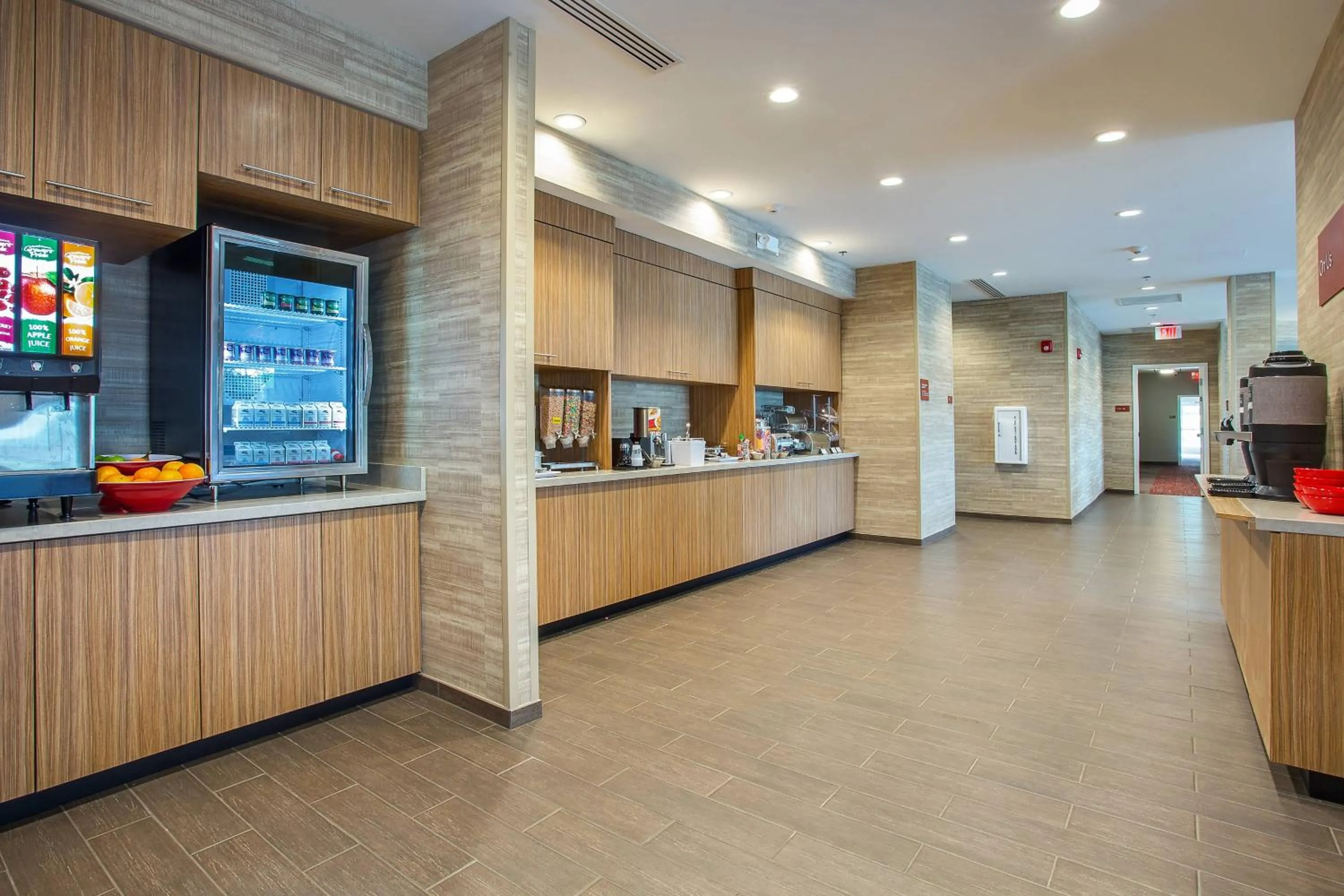 Breakfast in TownePlace Suites by Marriott Knoxville Oak Ridge