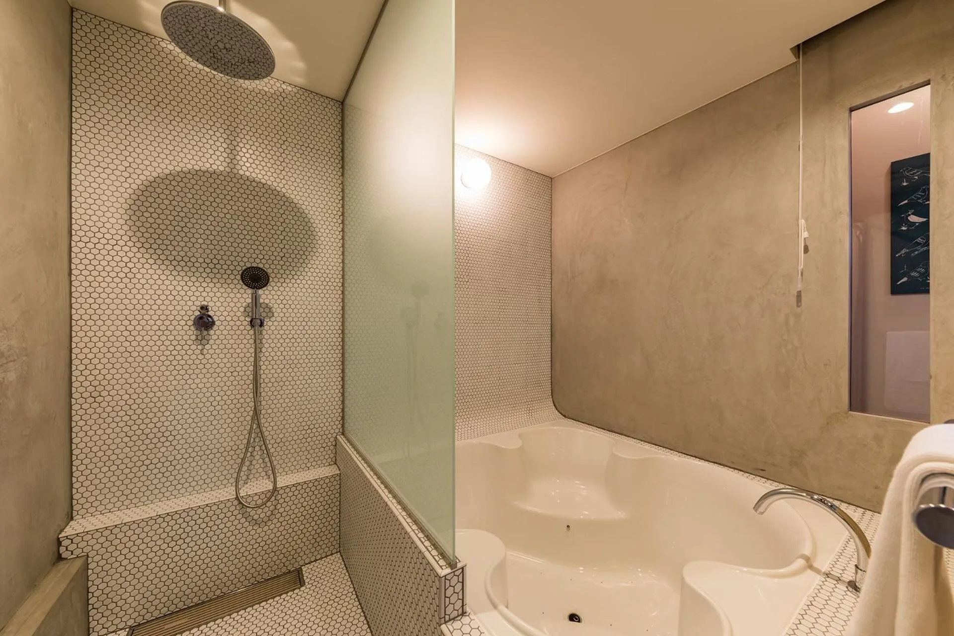 Shower in The Bath & Bed Hayama