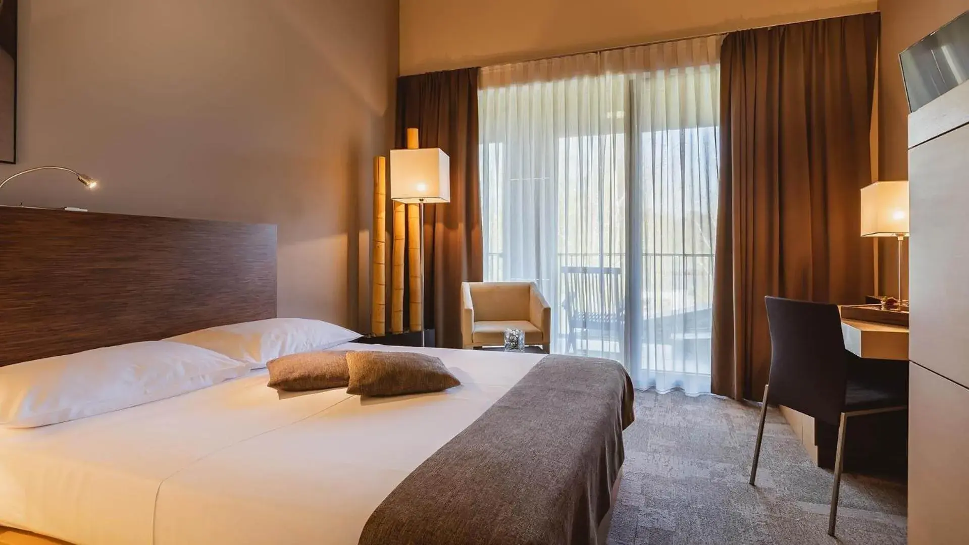 Bed in Terme Olimia - Hotel Sotelia Bed in Terme Olimia - Hotel Sotelia