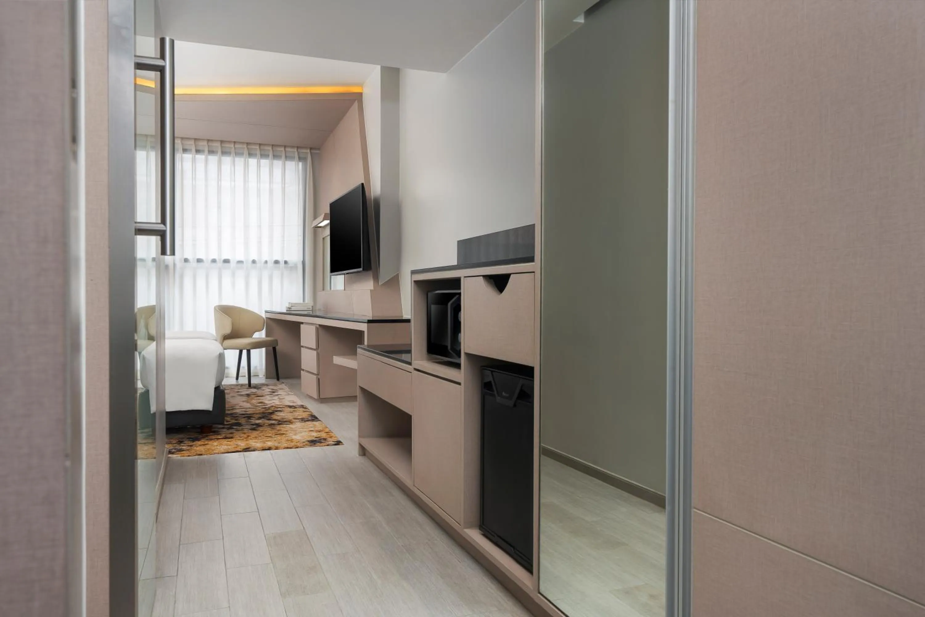 Living room in Hyatt Place Bangkok Sukhumvit 1