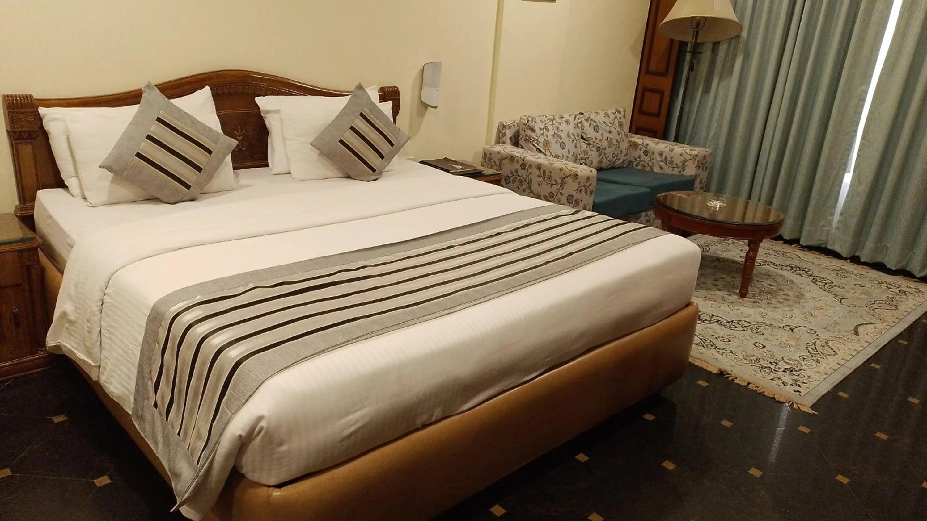 Bed in Hotel Empires