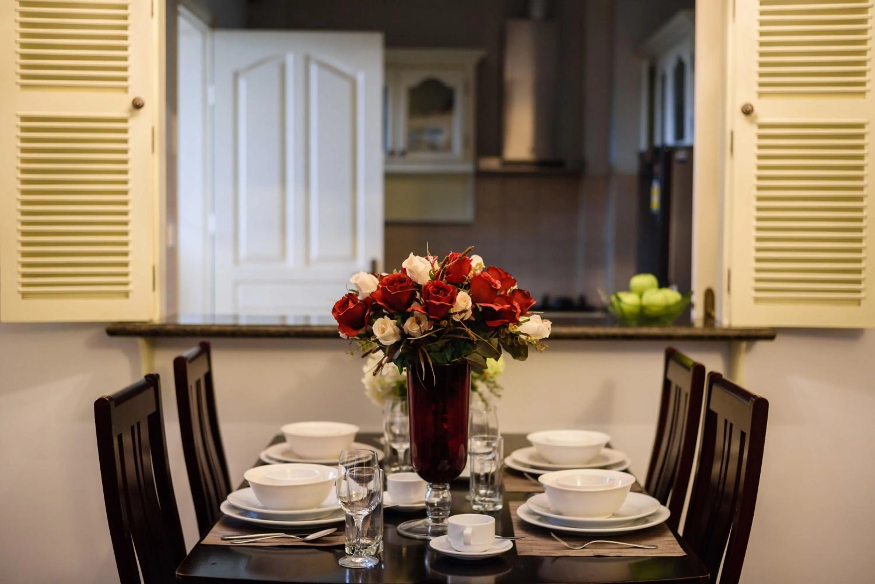 Dining area in City View Apartment