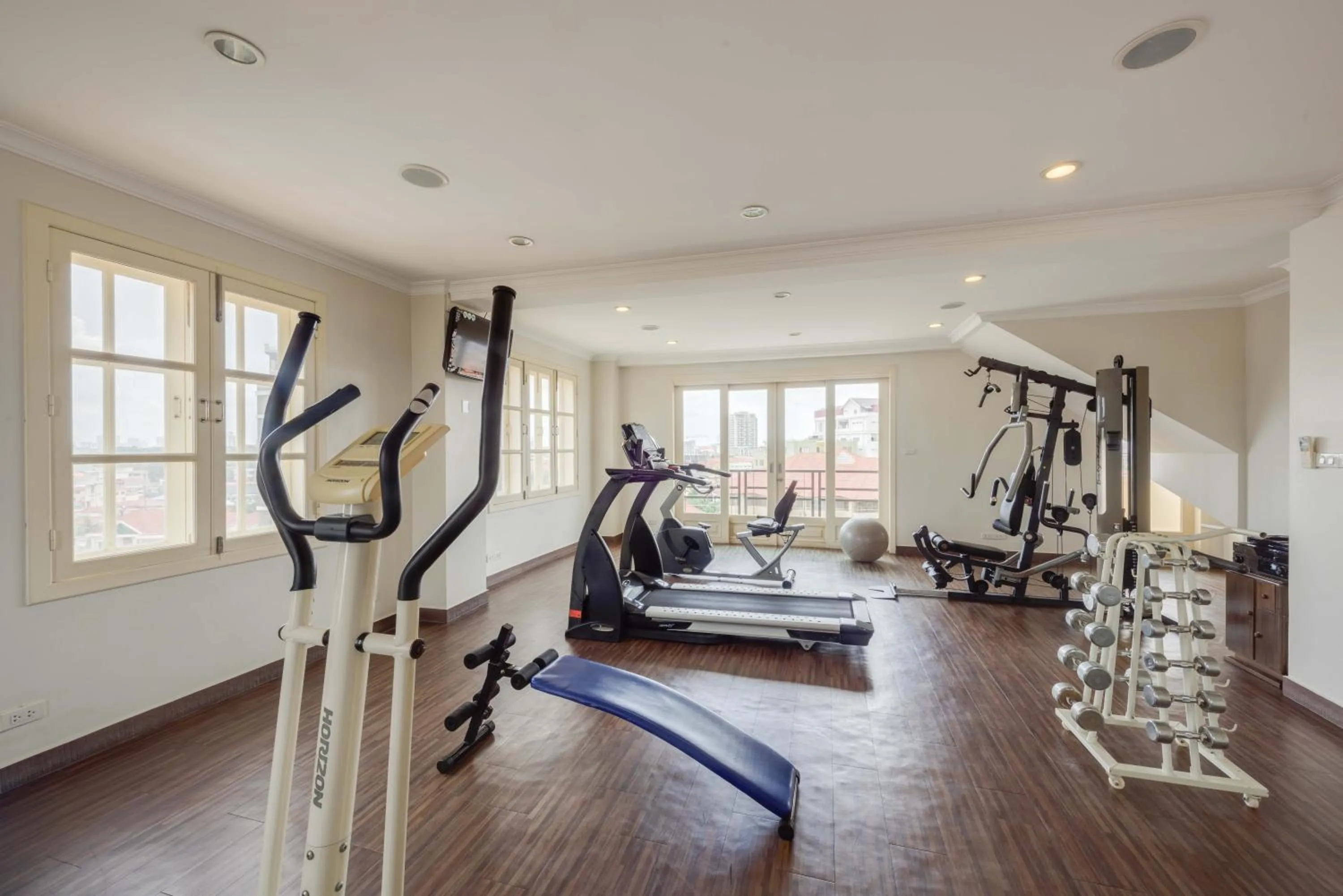 Fitness centre/facilities in City View Apartment