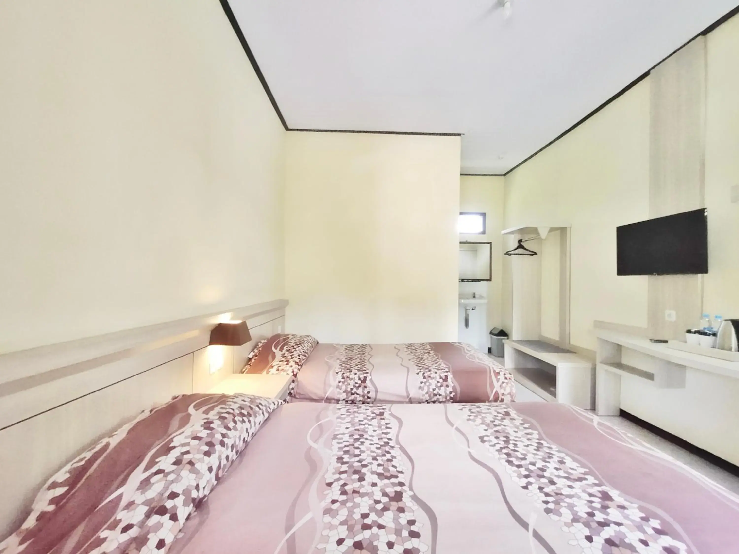 Photo of the whole room, Bed in Bromo Permai 1 Photo of the whole room, Bed in Bromo Permai 1