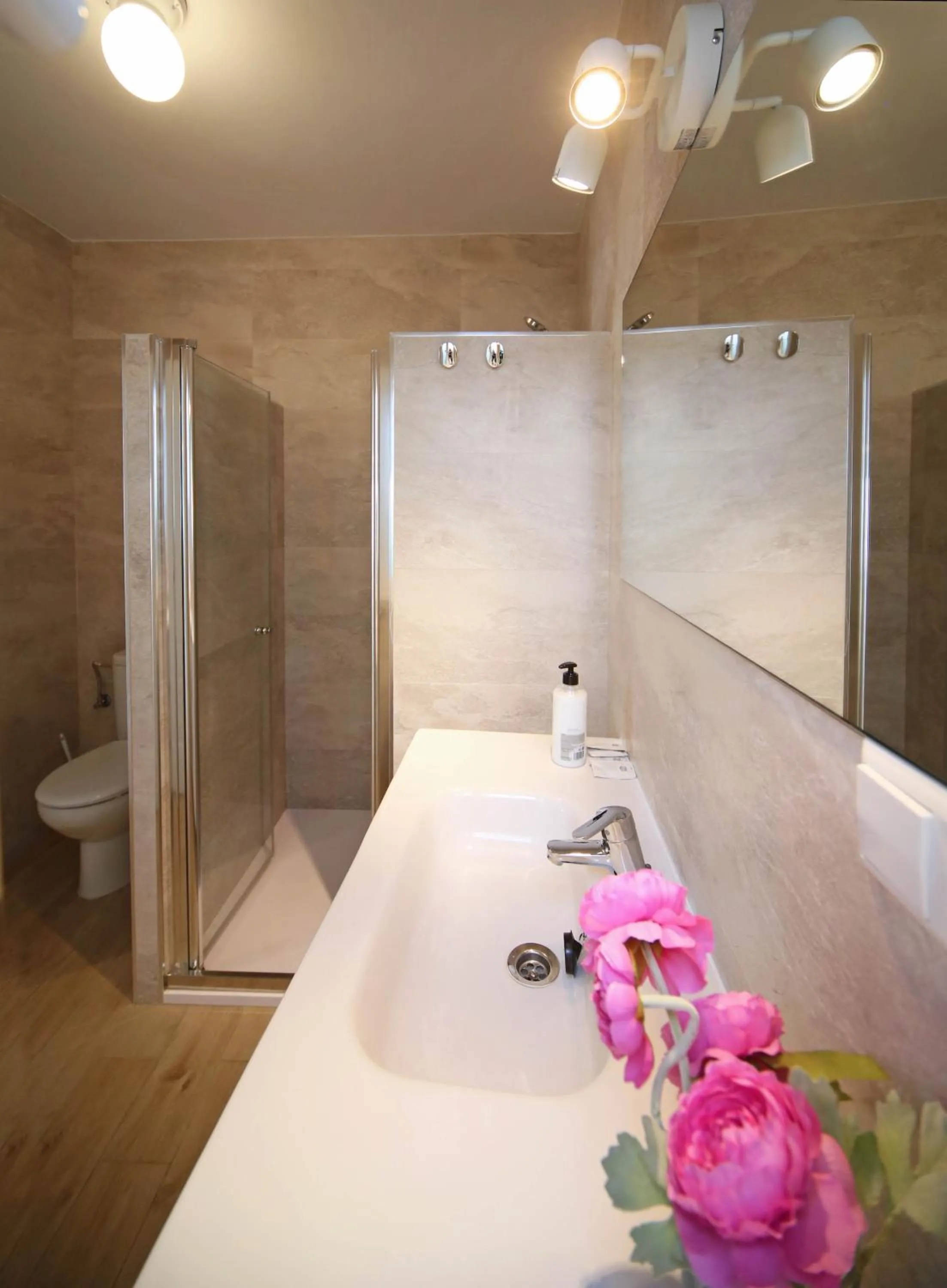 Bathroom in Hotel Casa Rosa