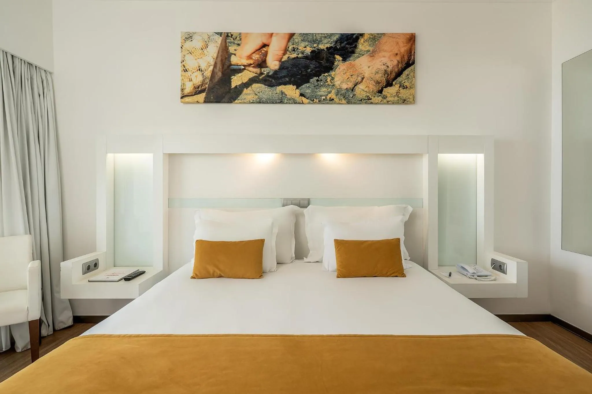 Photo of the whole room, Bed in Jupiter Algarve Hotel - Beach & Spa