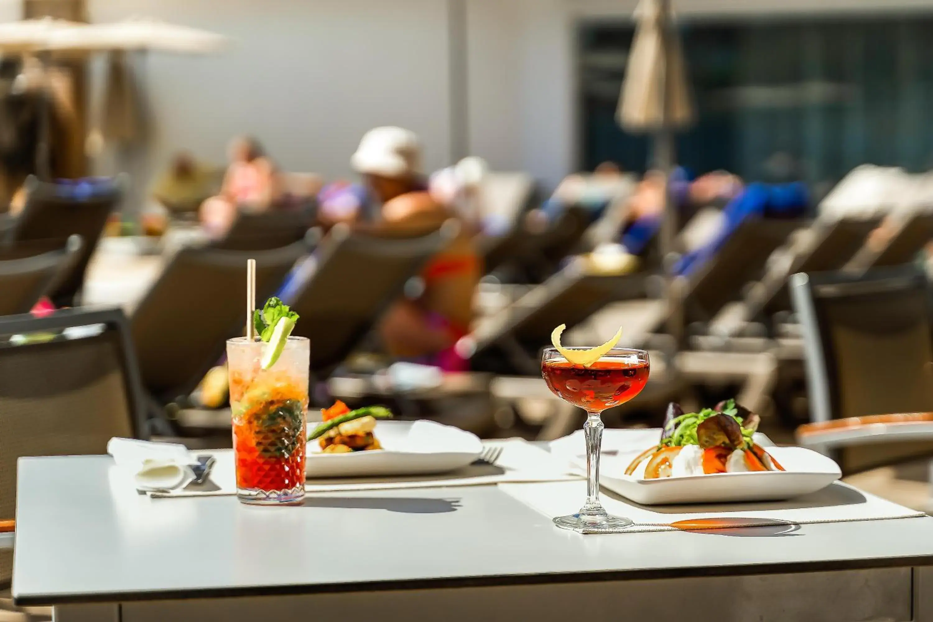 Lounge or bar in Jupiter Algarve Hotel - Beach & Spa Lounge or bar in Jupiter Algarve Hotel - Beach & Spa