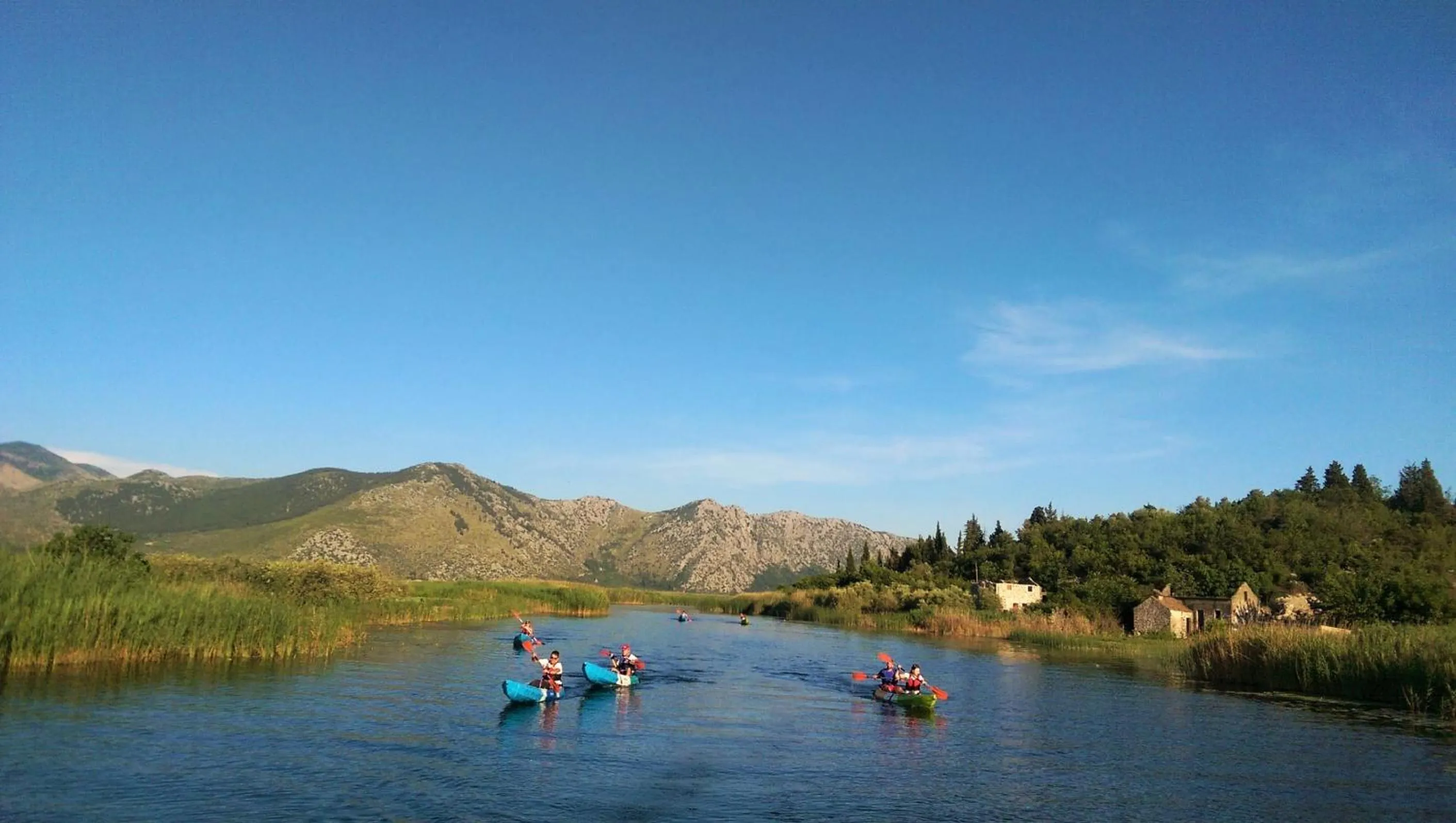Canoeing in Hotel Merlot