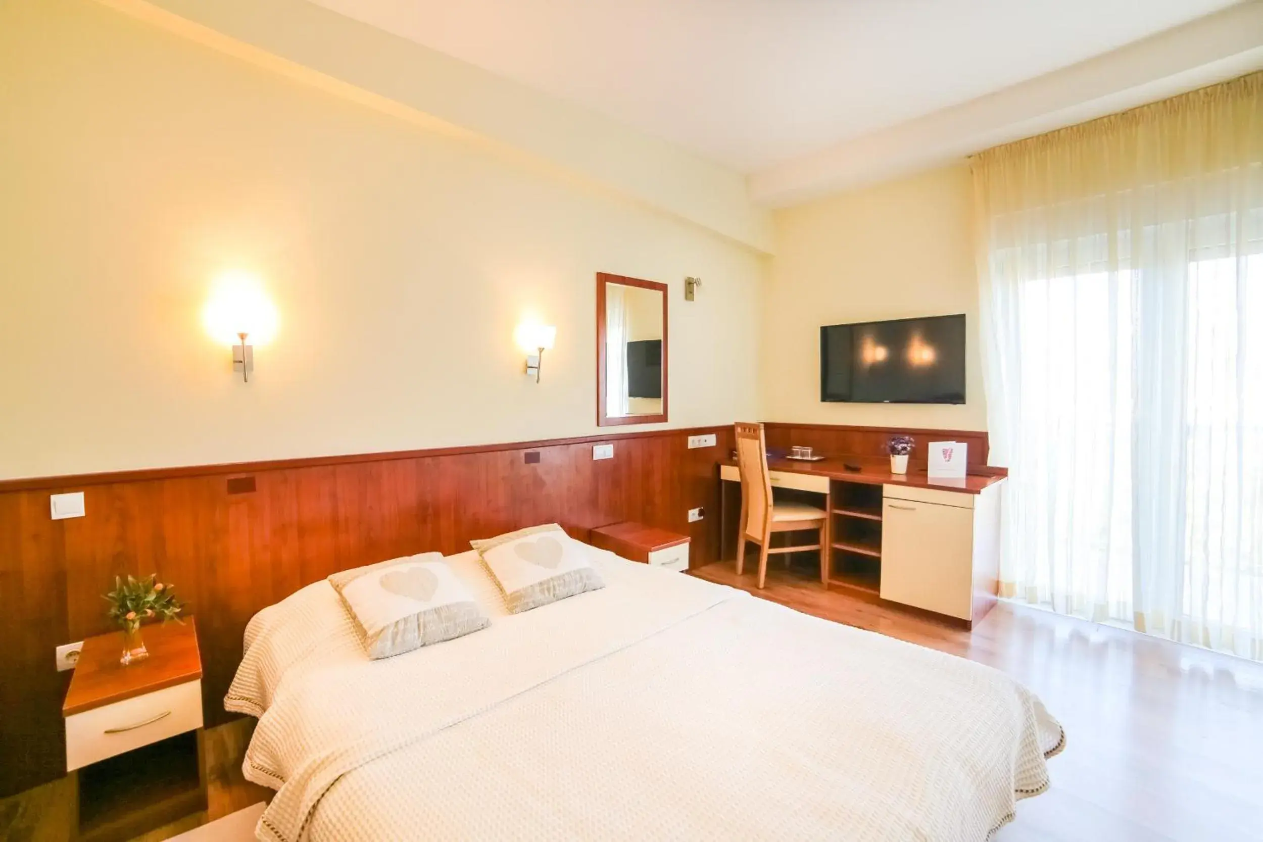 Double or Twin Room - single occupancy in Hotel Merlot Double or Twin Room - single occupancy in Hotel Merlot