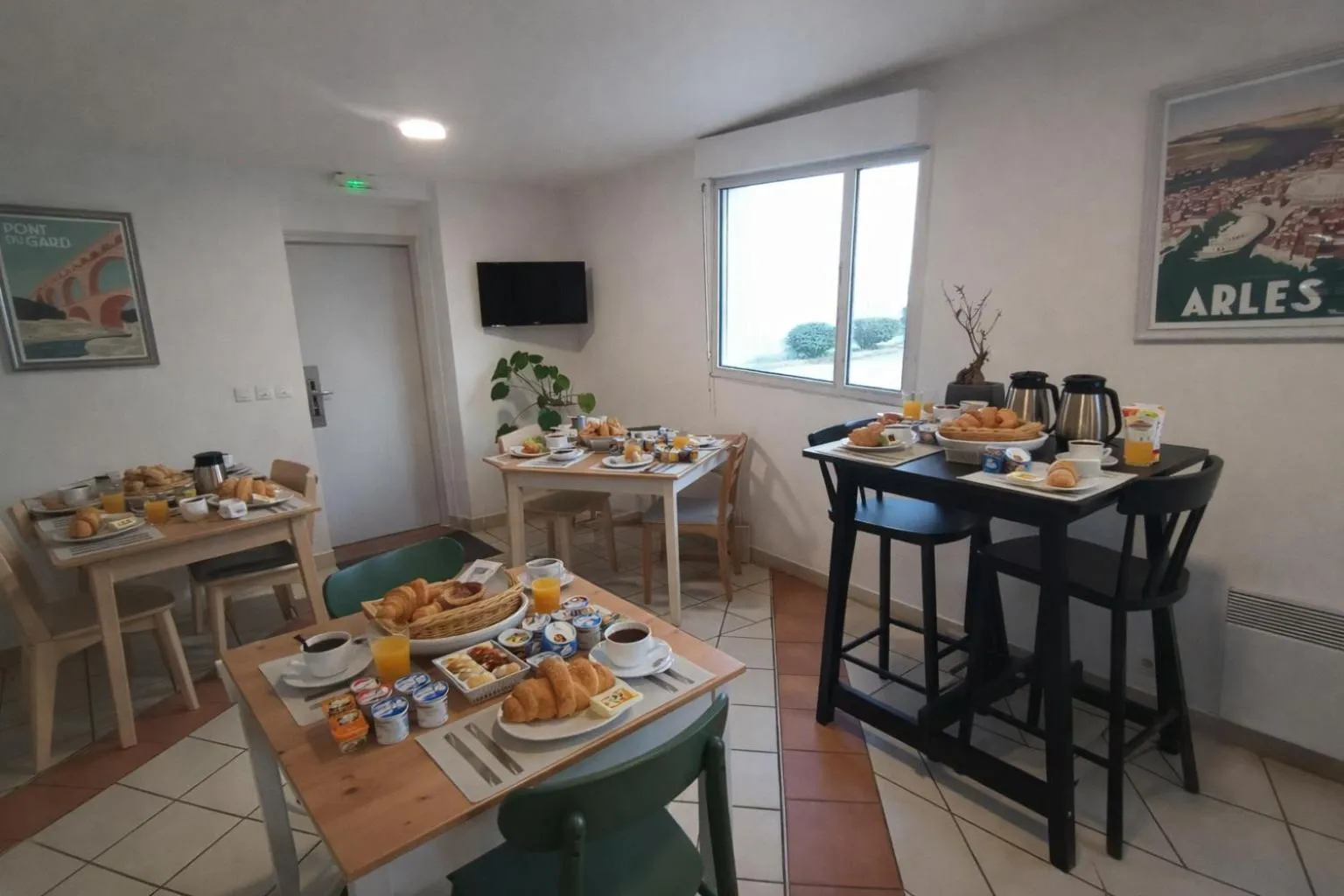 Breakfast in City Résidence Avignon