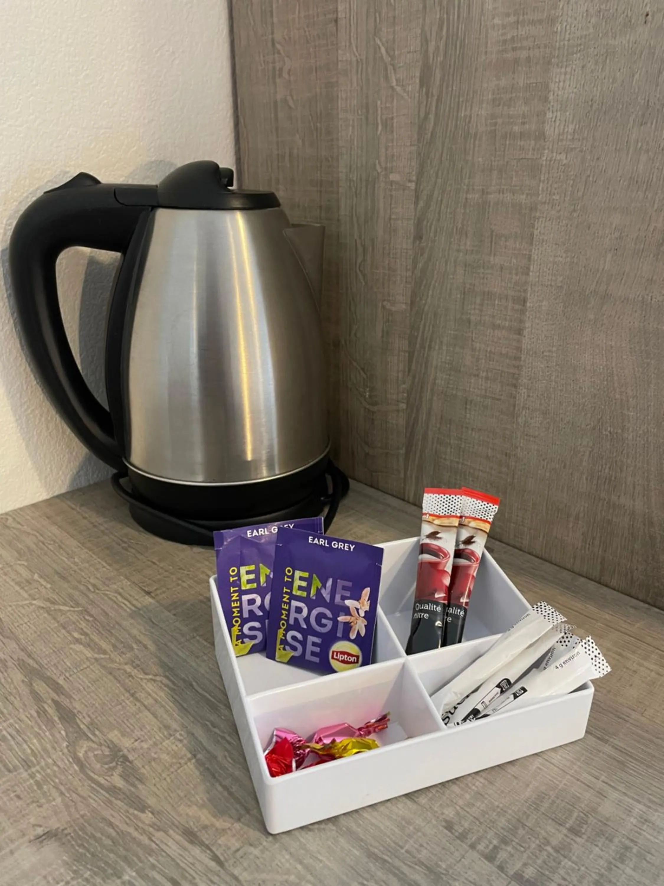 Kitchen or kitchenette in City Résidence Avignon