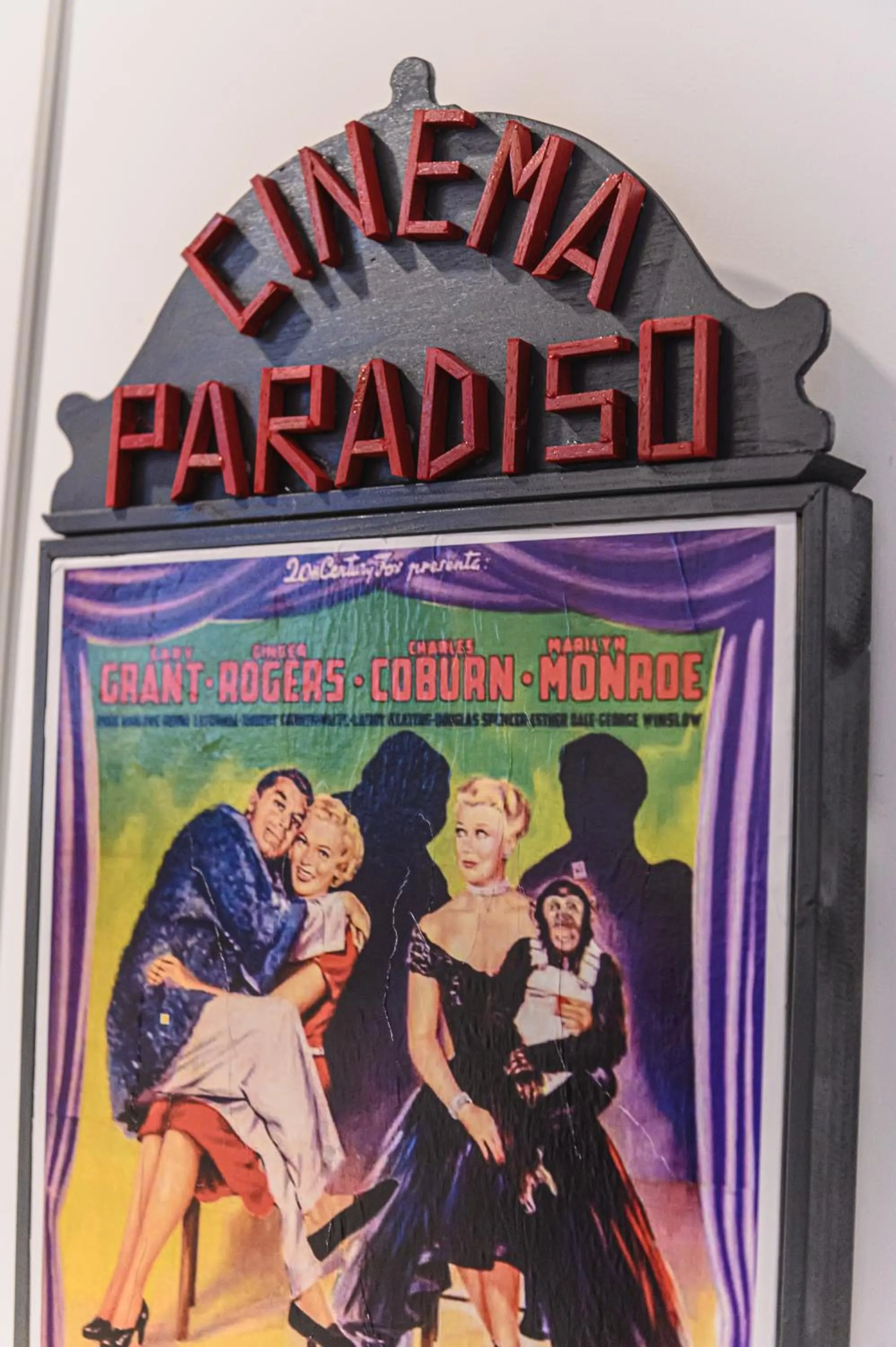 Bedroom in Hotel CineApollo - Ogni camera un film!