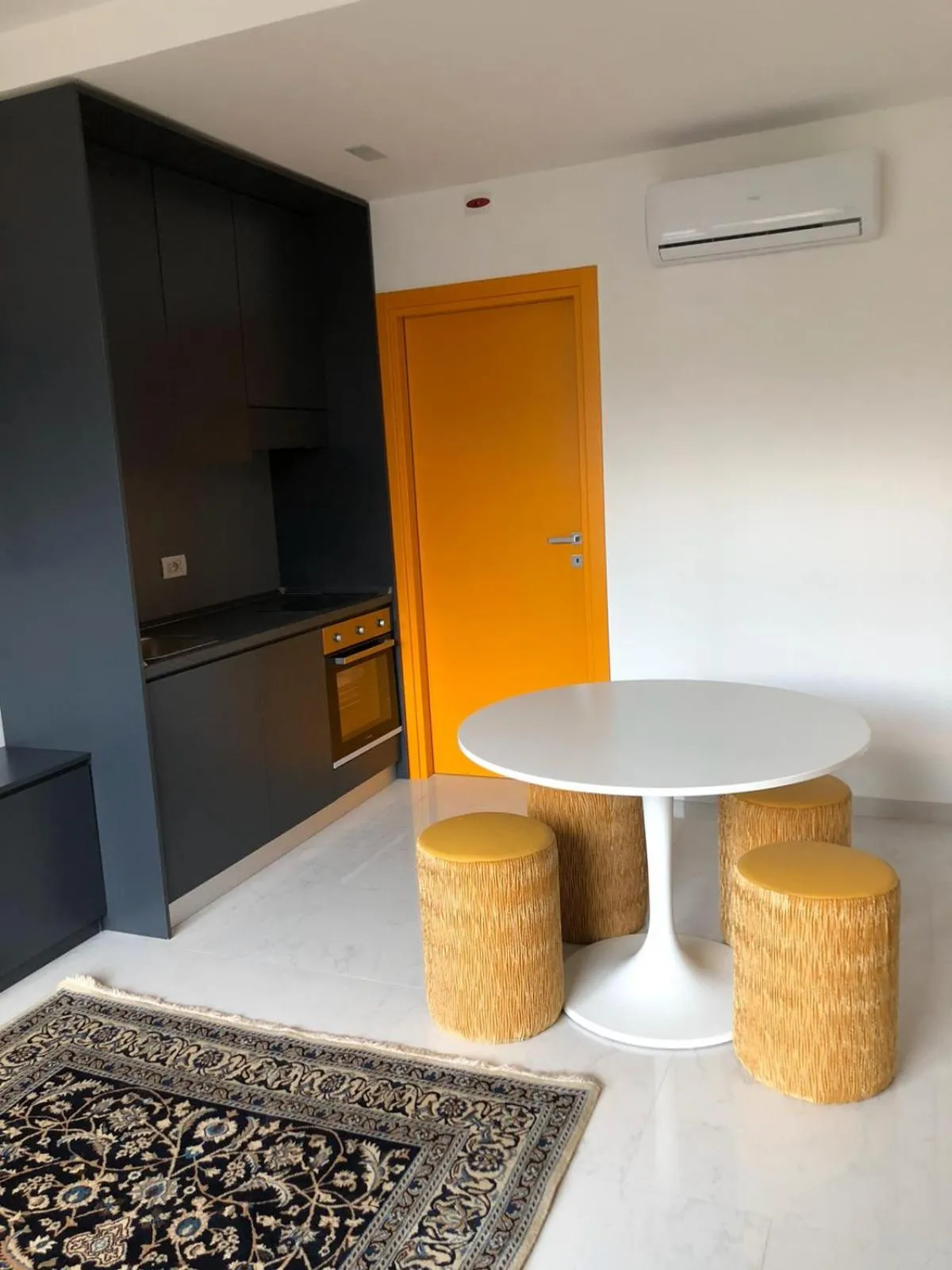 kitchen in Hotel CineApollo - Ogni camera un film!