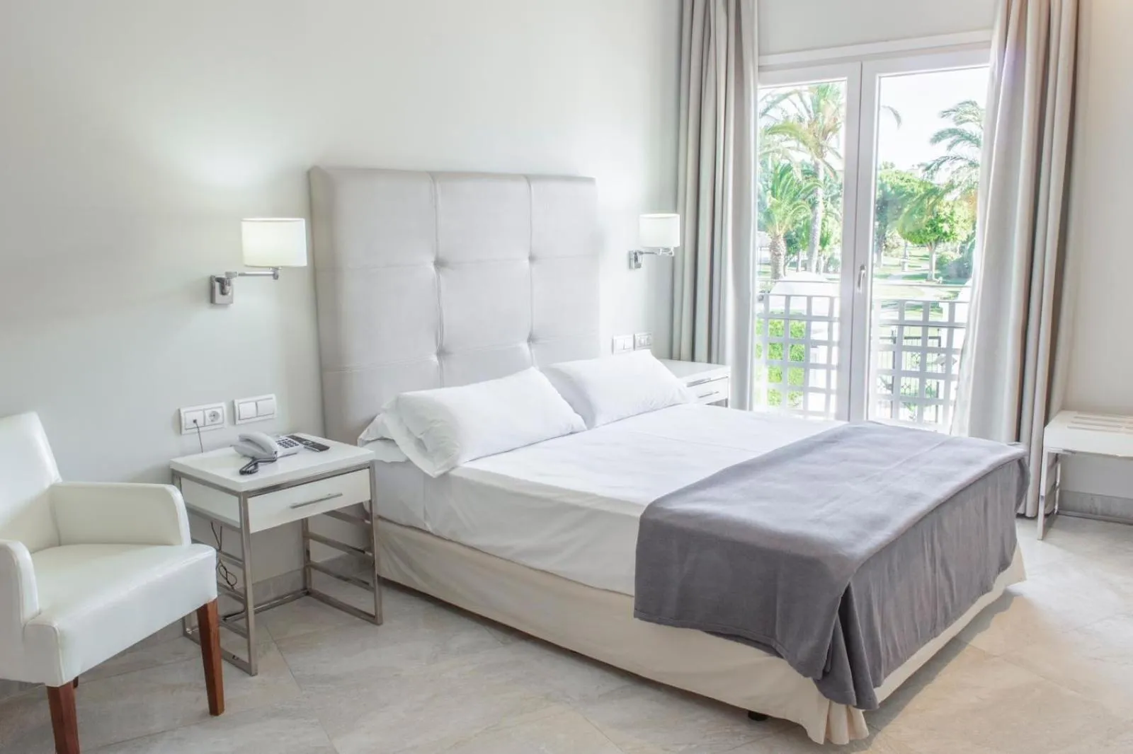 Bed in Hotel Atlántico