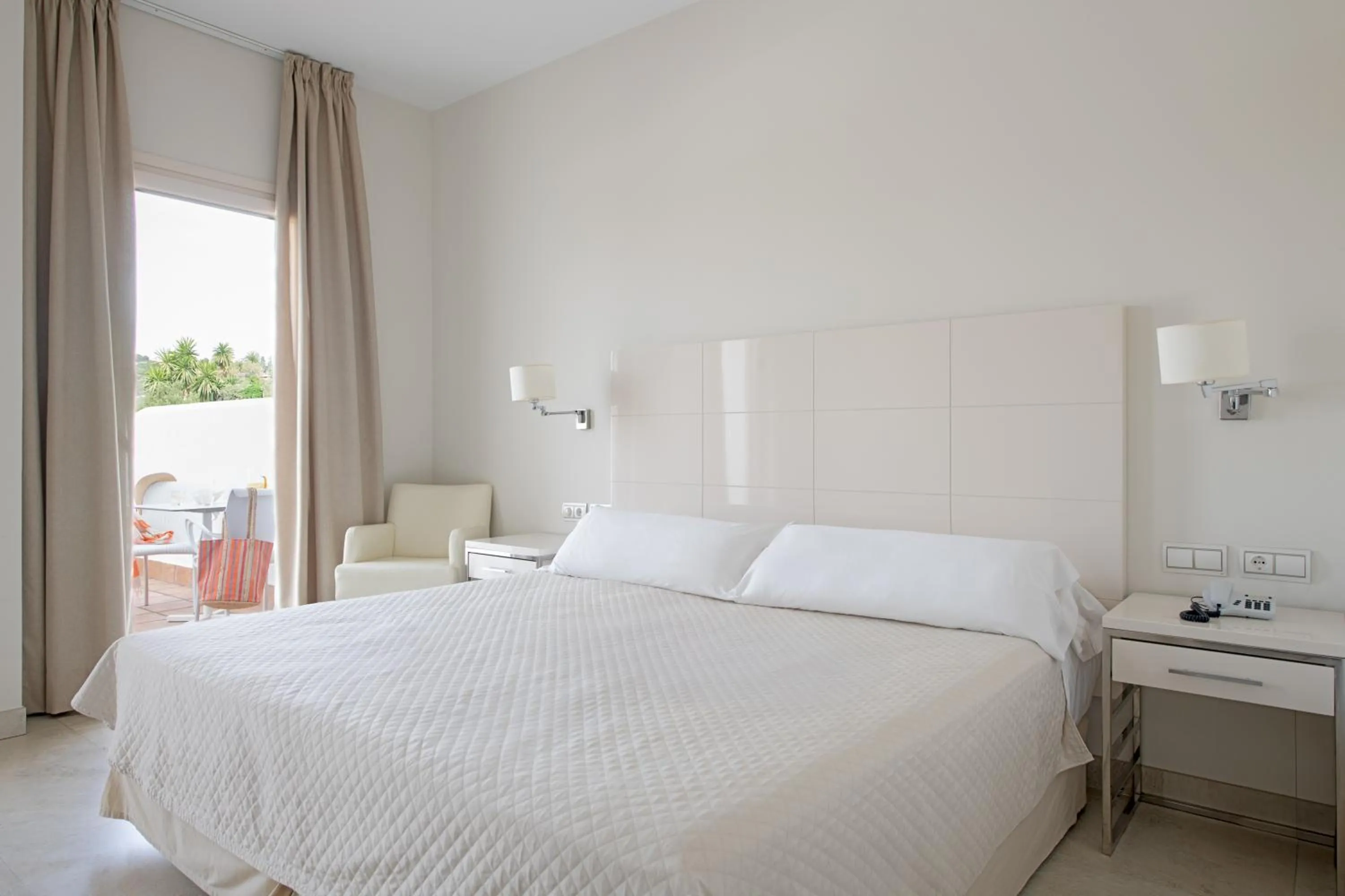 Bed in Hotel Atlántico