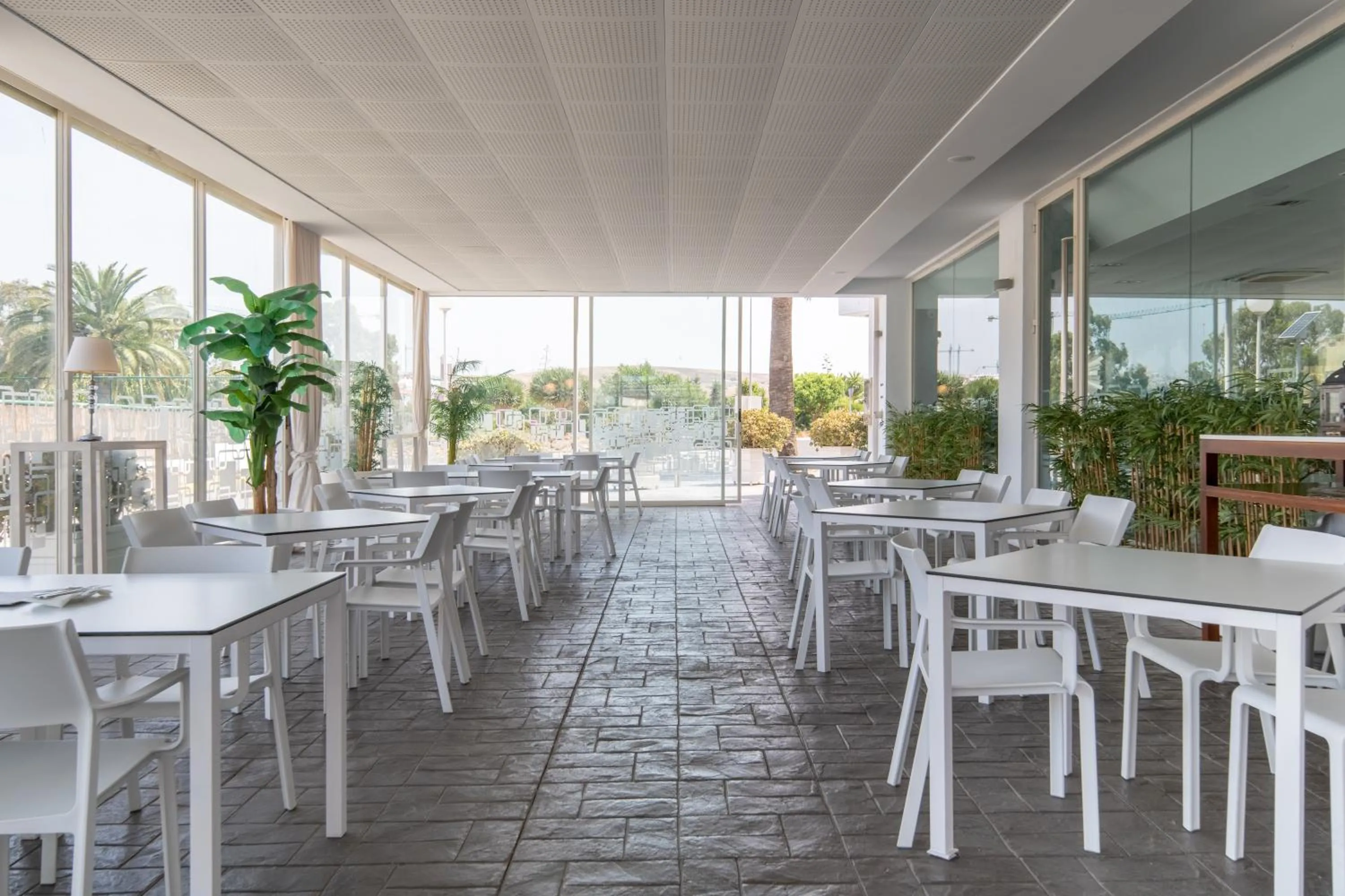 Restaurant/places to eat in Hotel Atlántico